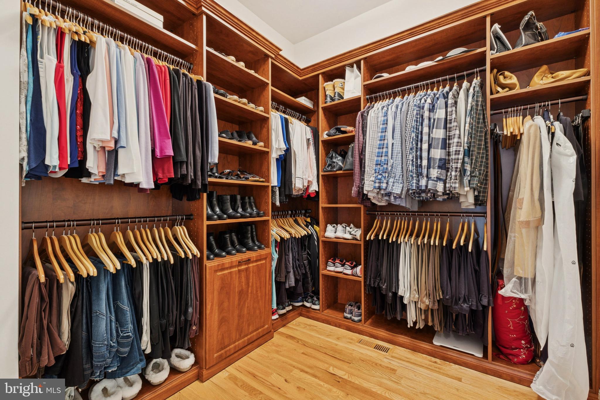 LAKE MANASSAS - Residential