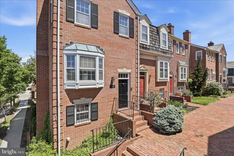 Photo of 2701 Franklin Court, ALEXANDRIA, VA 22302 (MLS # VAAX2059926)