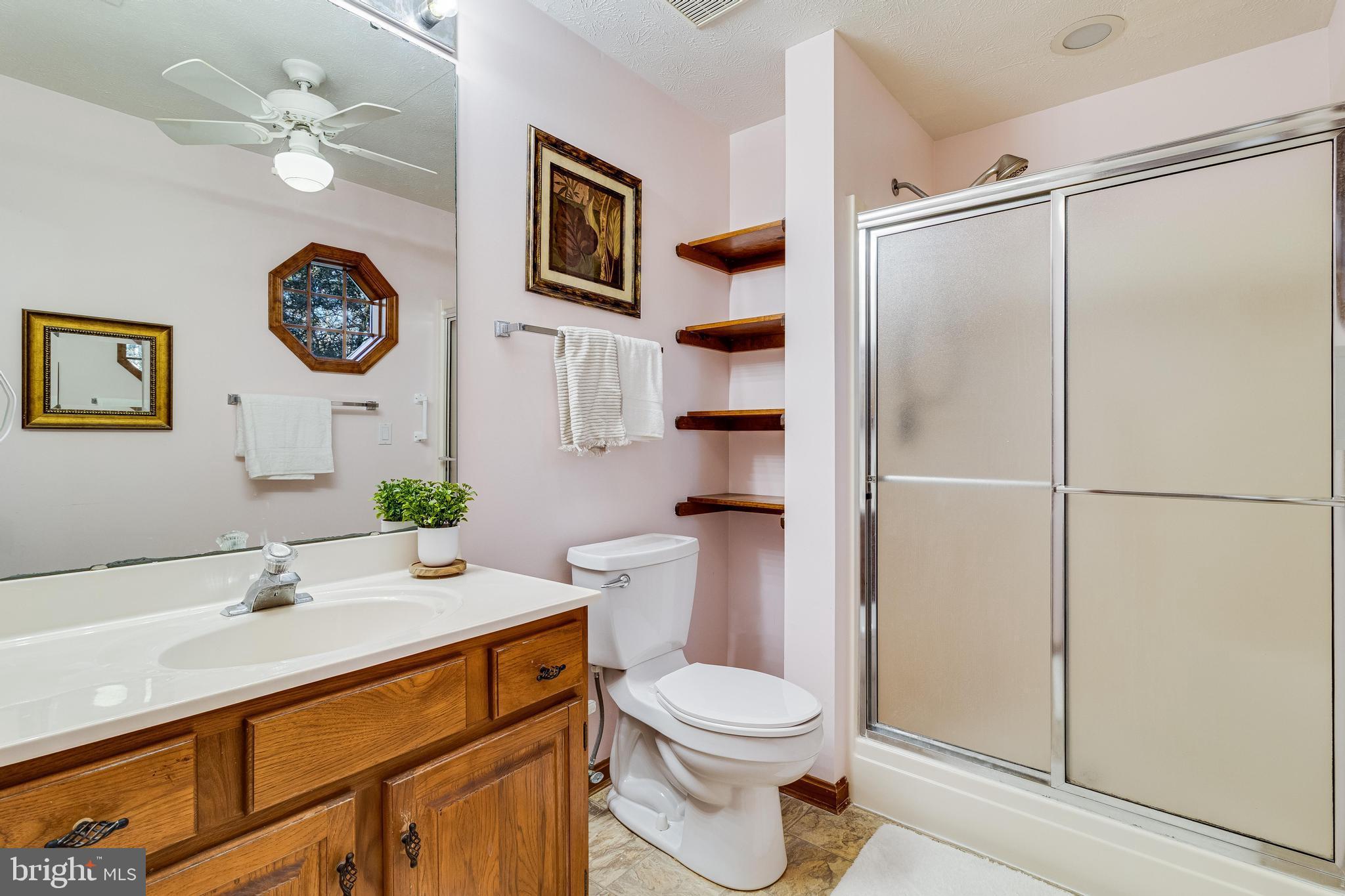 SYCAMORE HOLLOW OF WLDWD - Residential