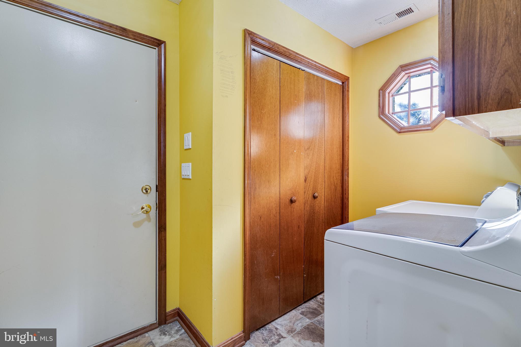 SYCAMORE HOLLOW OF WLDWD - Residential