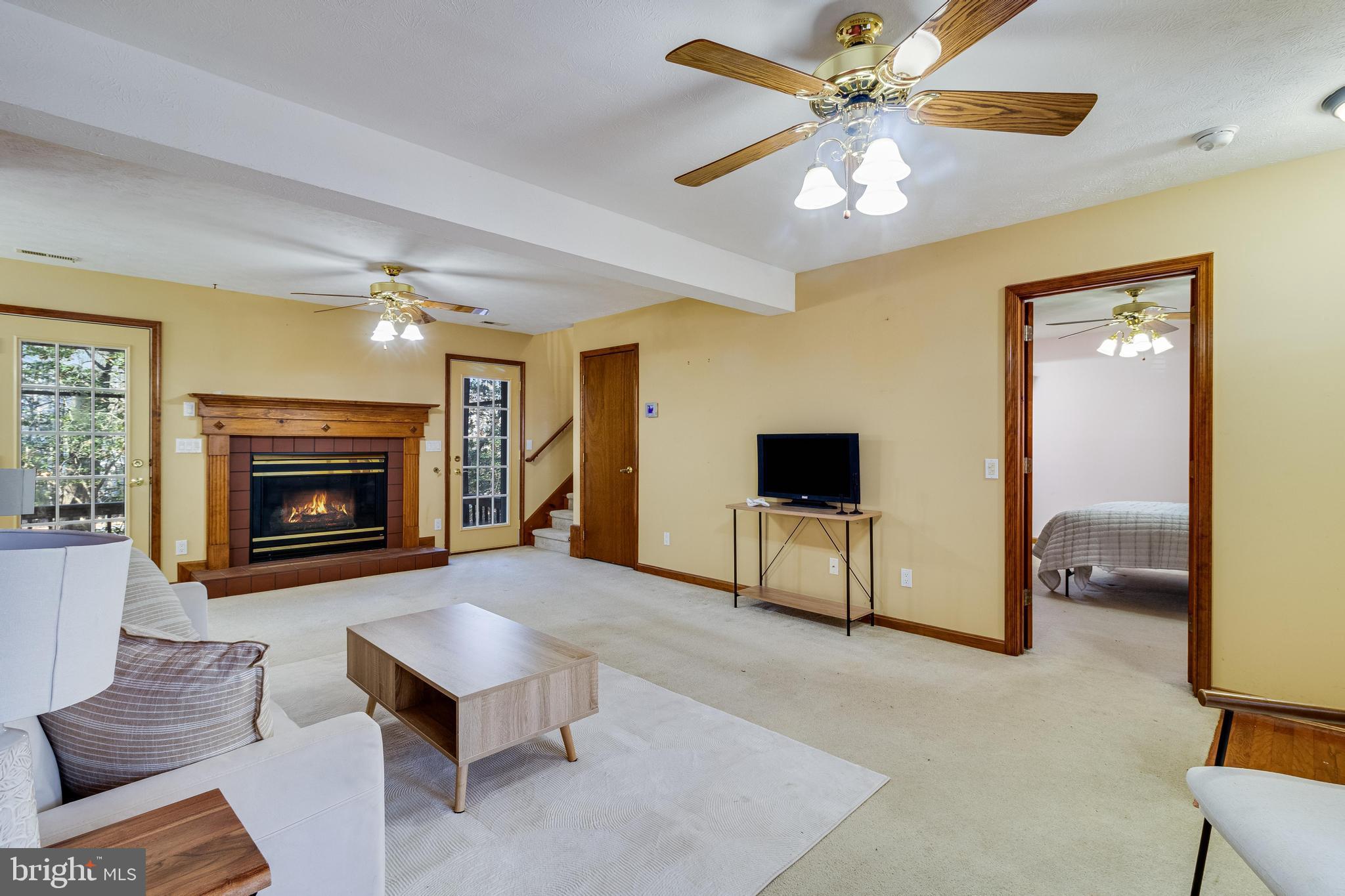 SYCAMORE HOLLOW OF WLDWD - Residential