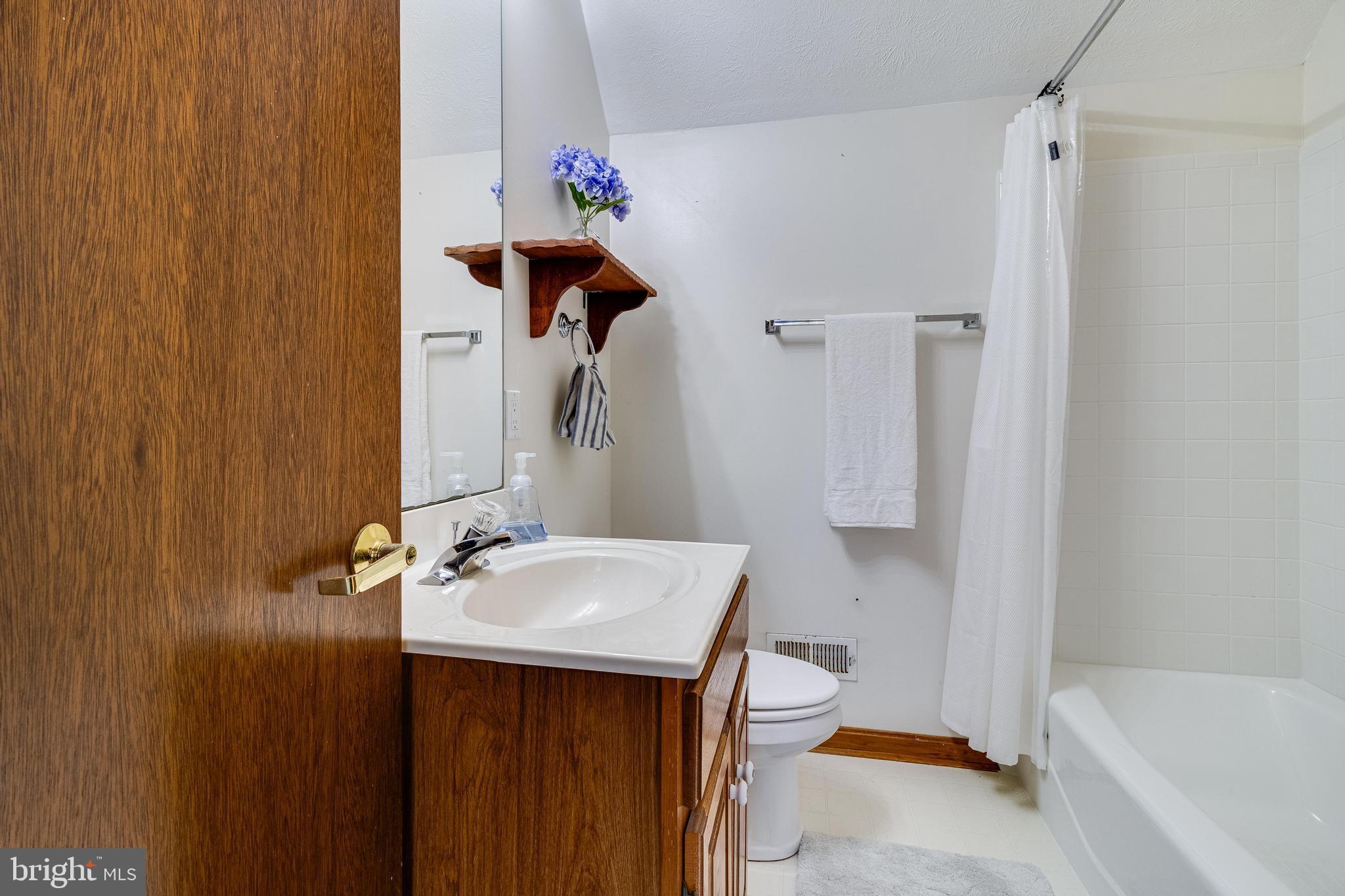 SYCAMORE HOLLOW OF WLDWD - Residential