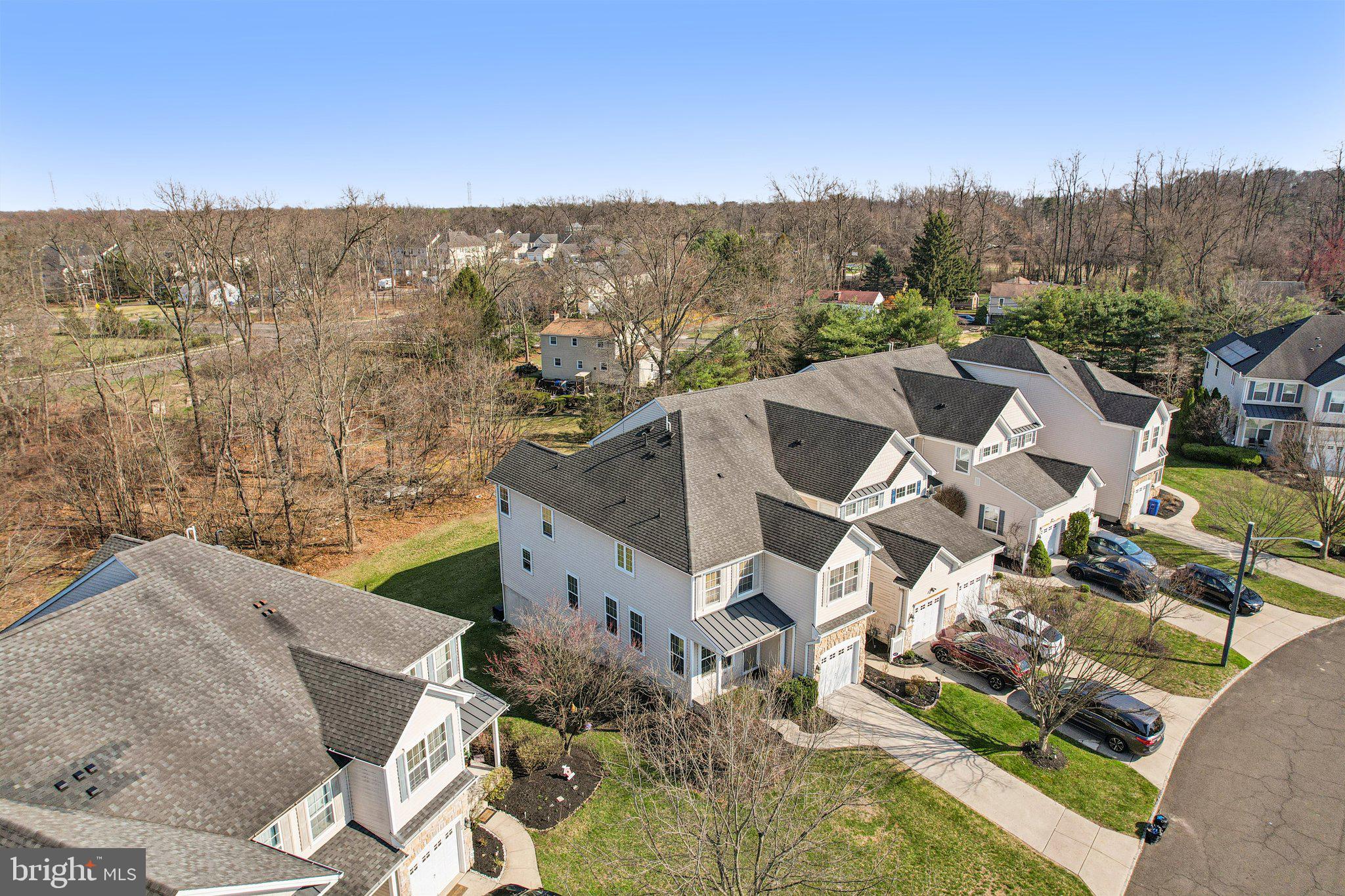 24 COMPASS CIRCLE