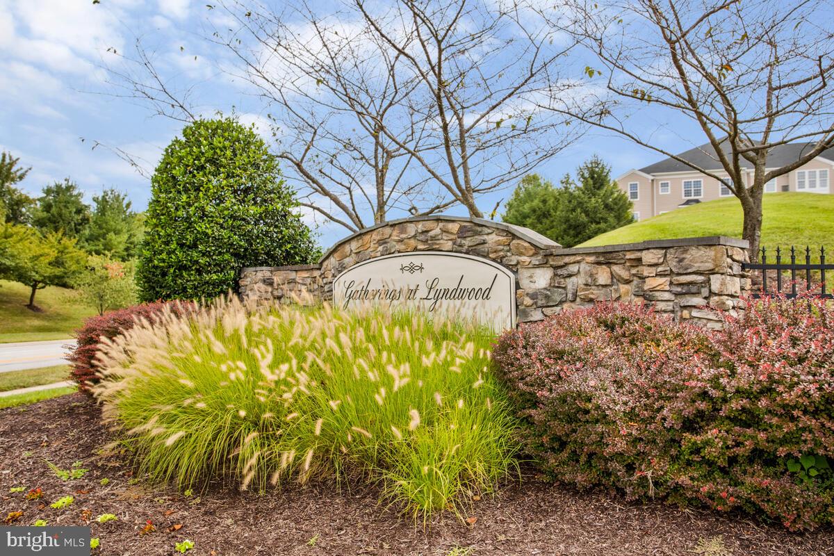 GATHERINGS AT LYNDWOOD - Residential