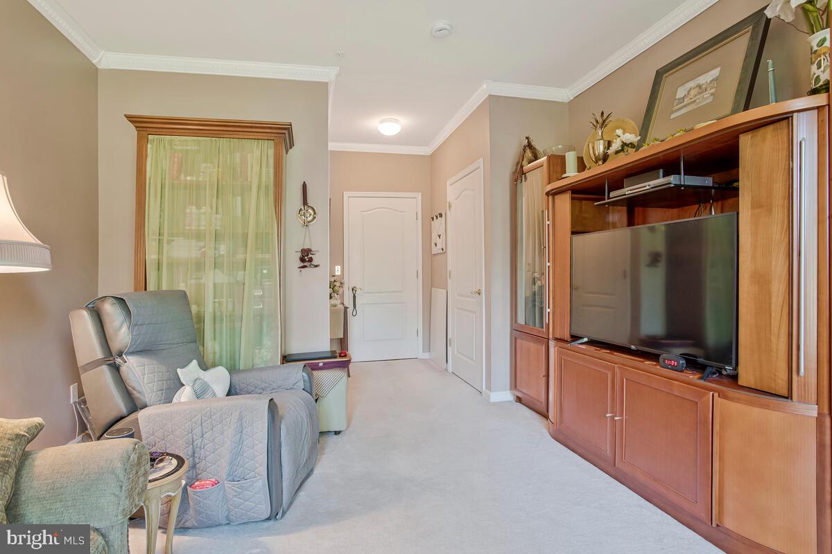 GATHERINGS AT LYNDWOOD - Residential