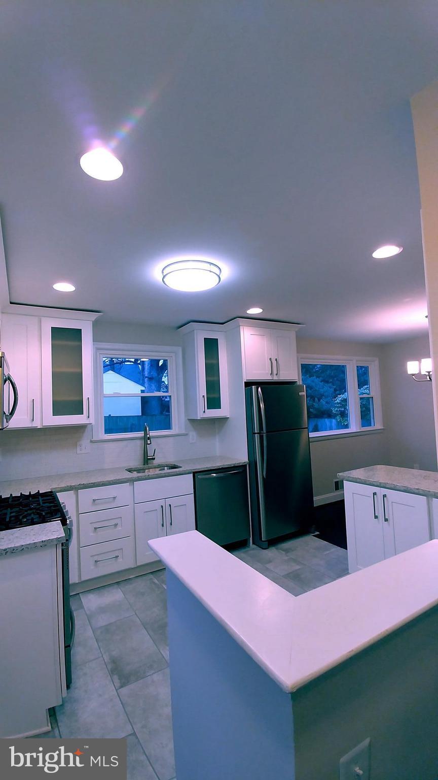 NORTH KENSINGTON - Residential