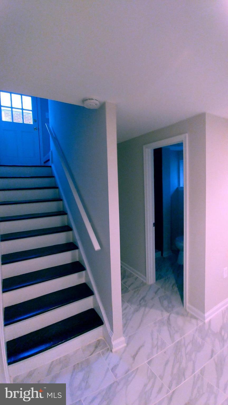 NORTH KENSINGTON - Residential