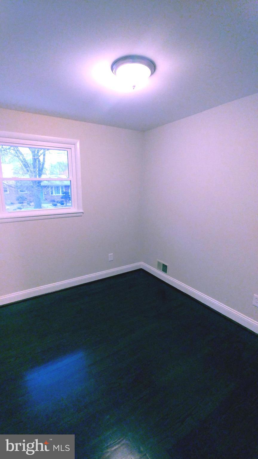 NORTH KENSINGTON - Residential