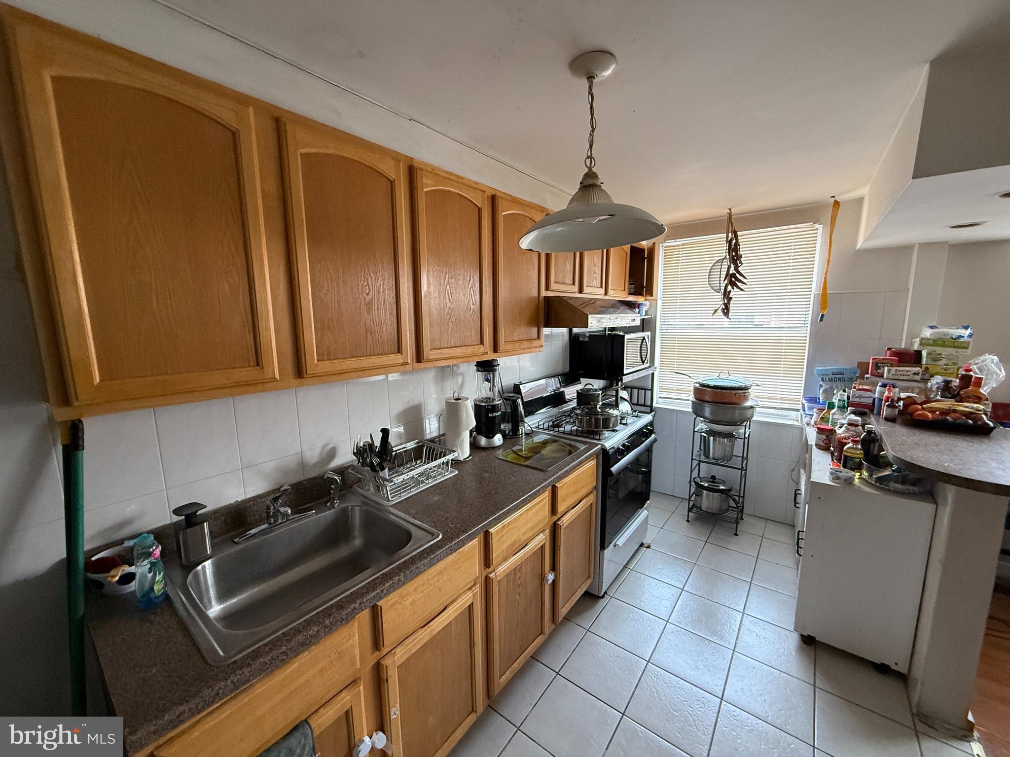 OXFORD CIRCLE - Residential