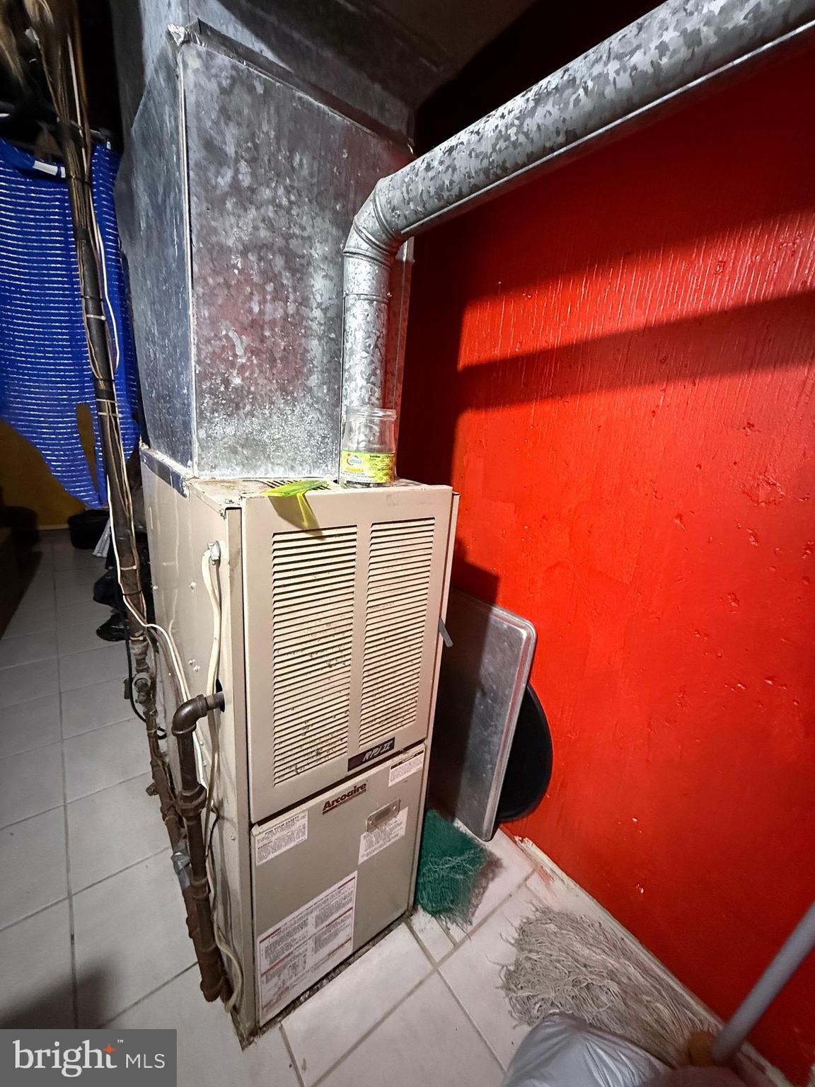 OXFORD CIRCLE - Residential