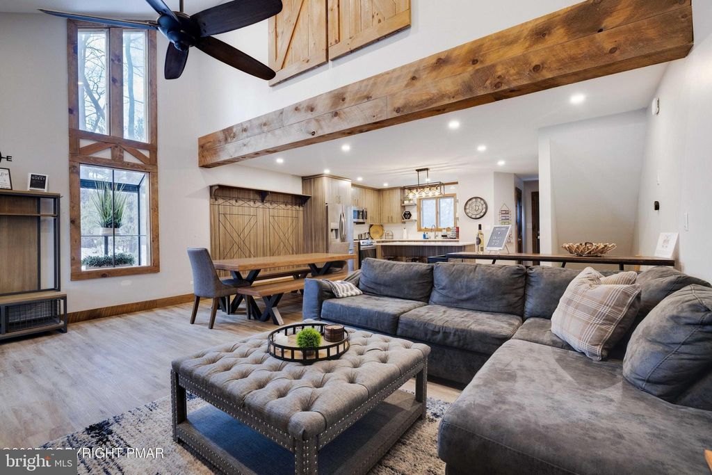 Photo of 19 Ski Side Drive, TANNERSVILLE, PA 18372 (MLS # PAMR2006204)