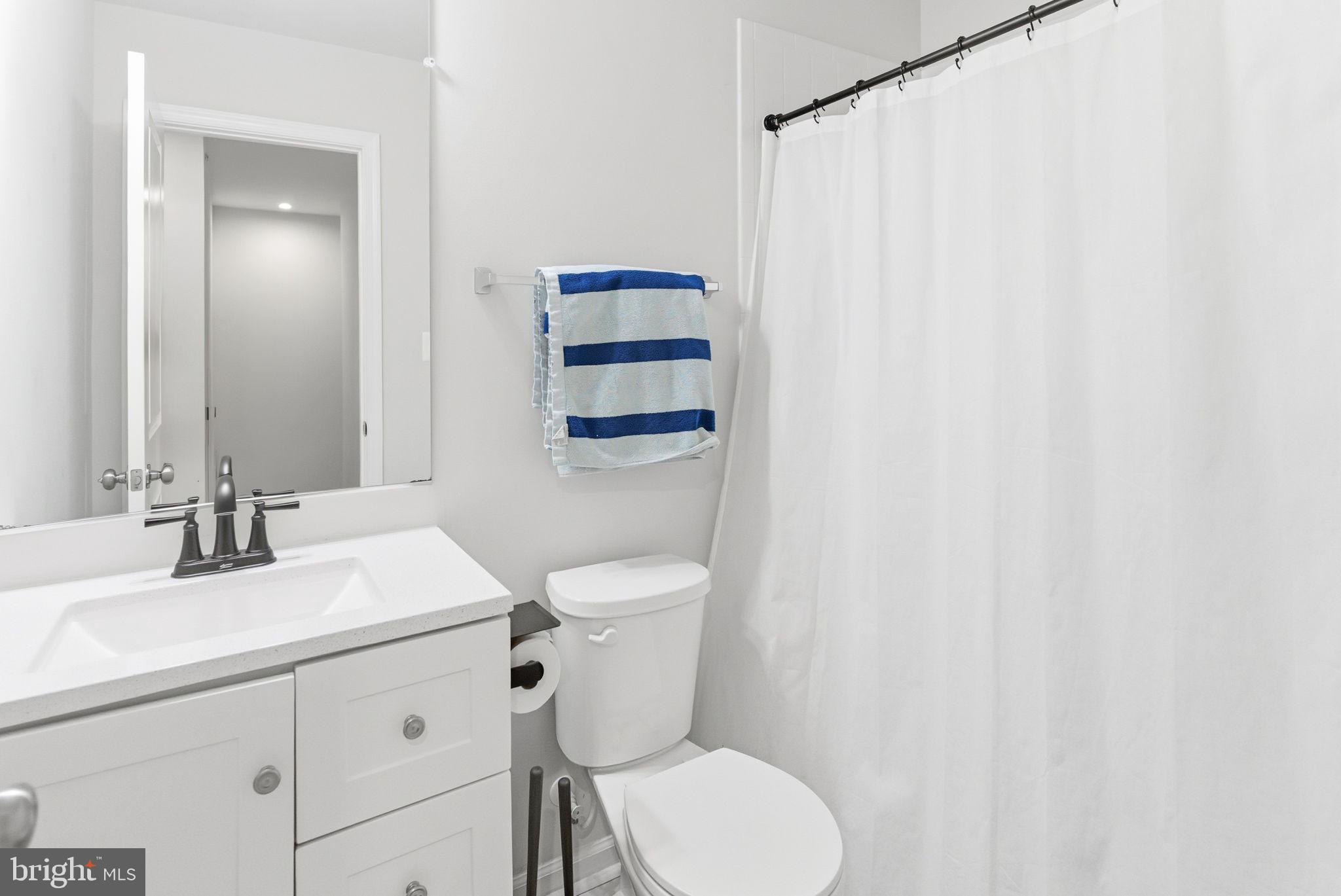 PRESIDENTS POINTE - Residential Lease