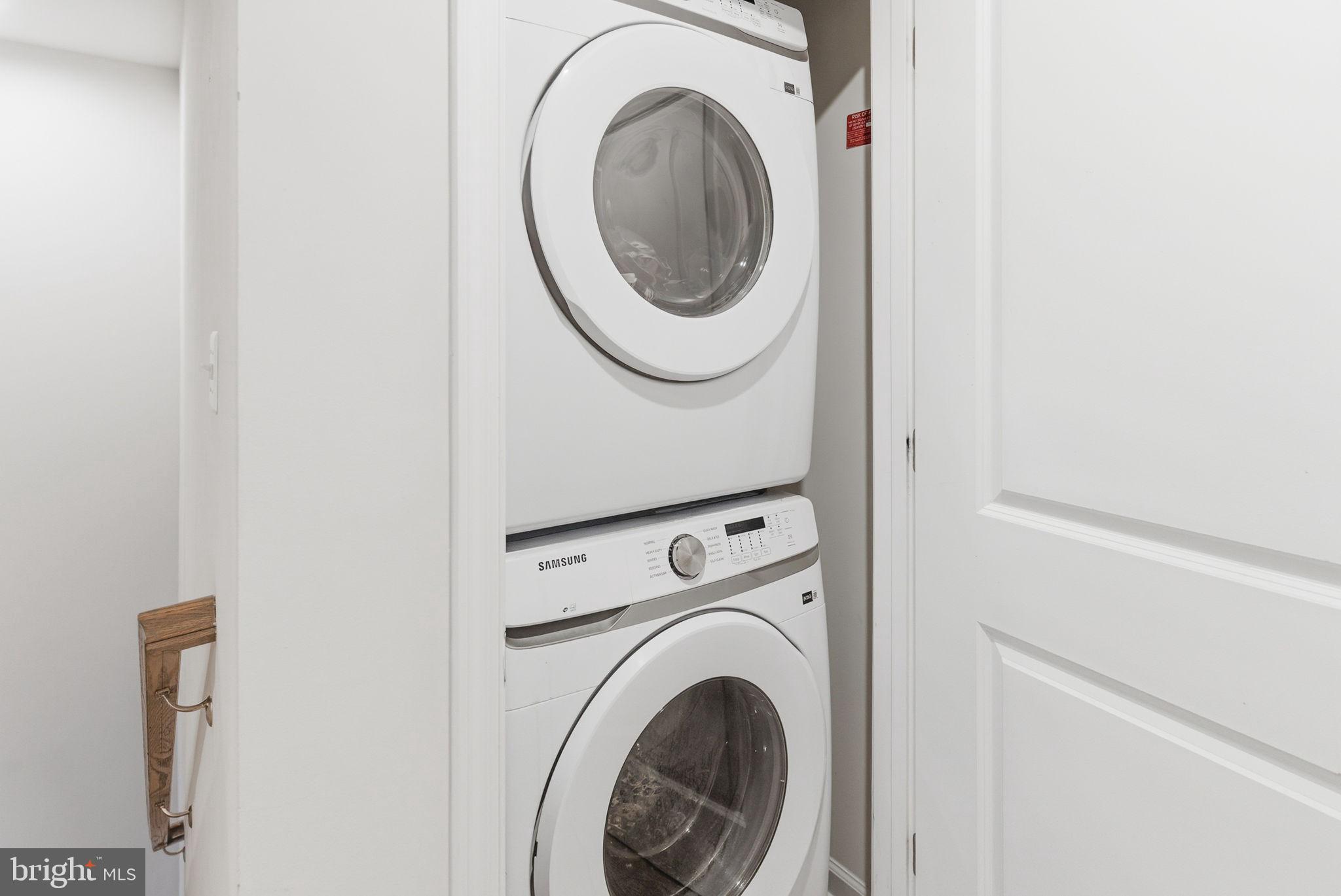 PRESIDENTS POINTE - Residential Lease