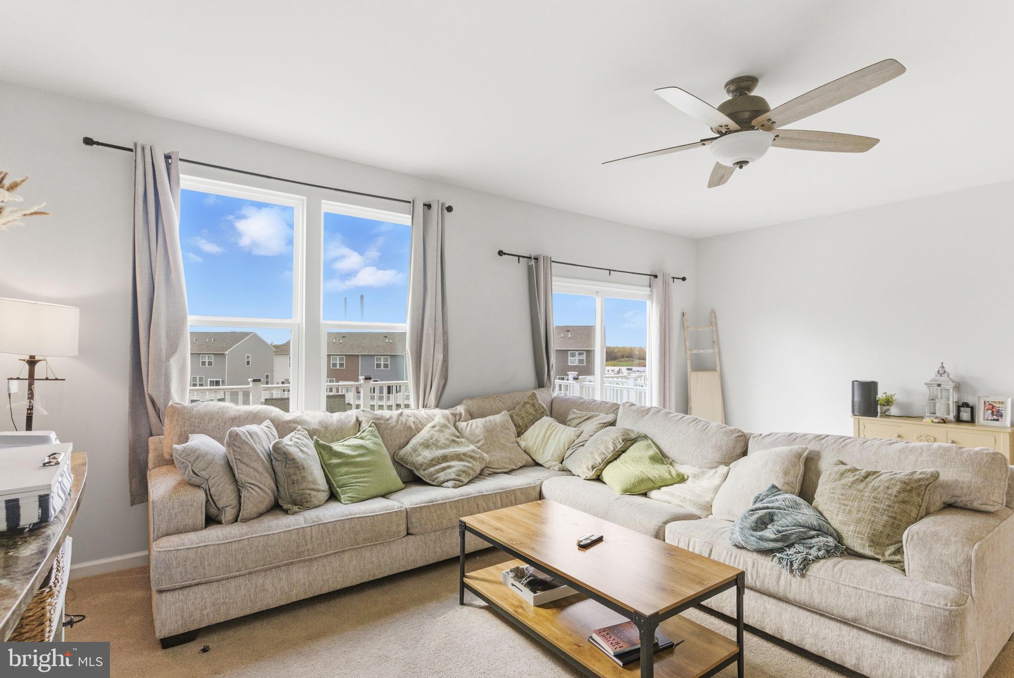 PRESIDENTS POINTE - Residential Lease