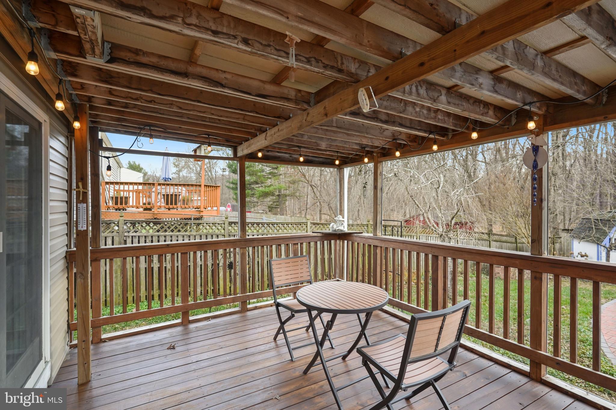 CHALET WOODS - Residential