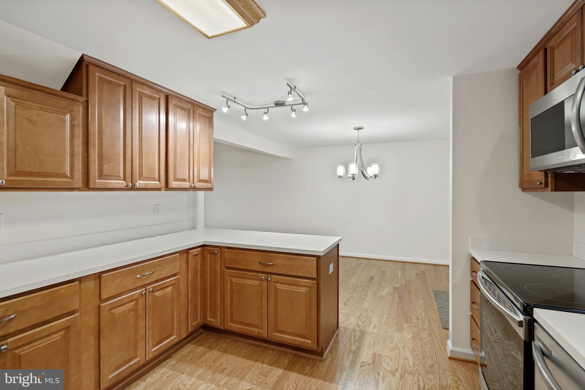 CHALET WOODS - Residential