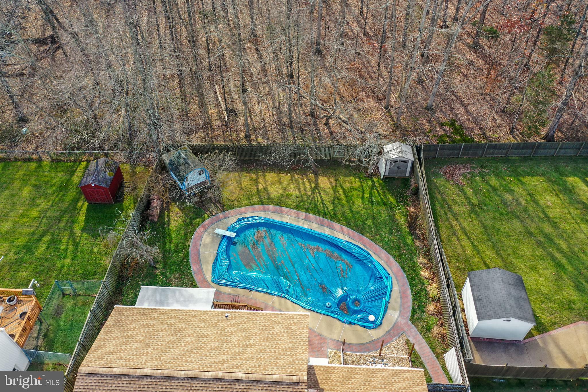 CHALET WOODS - Residential