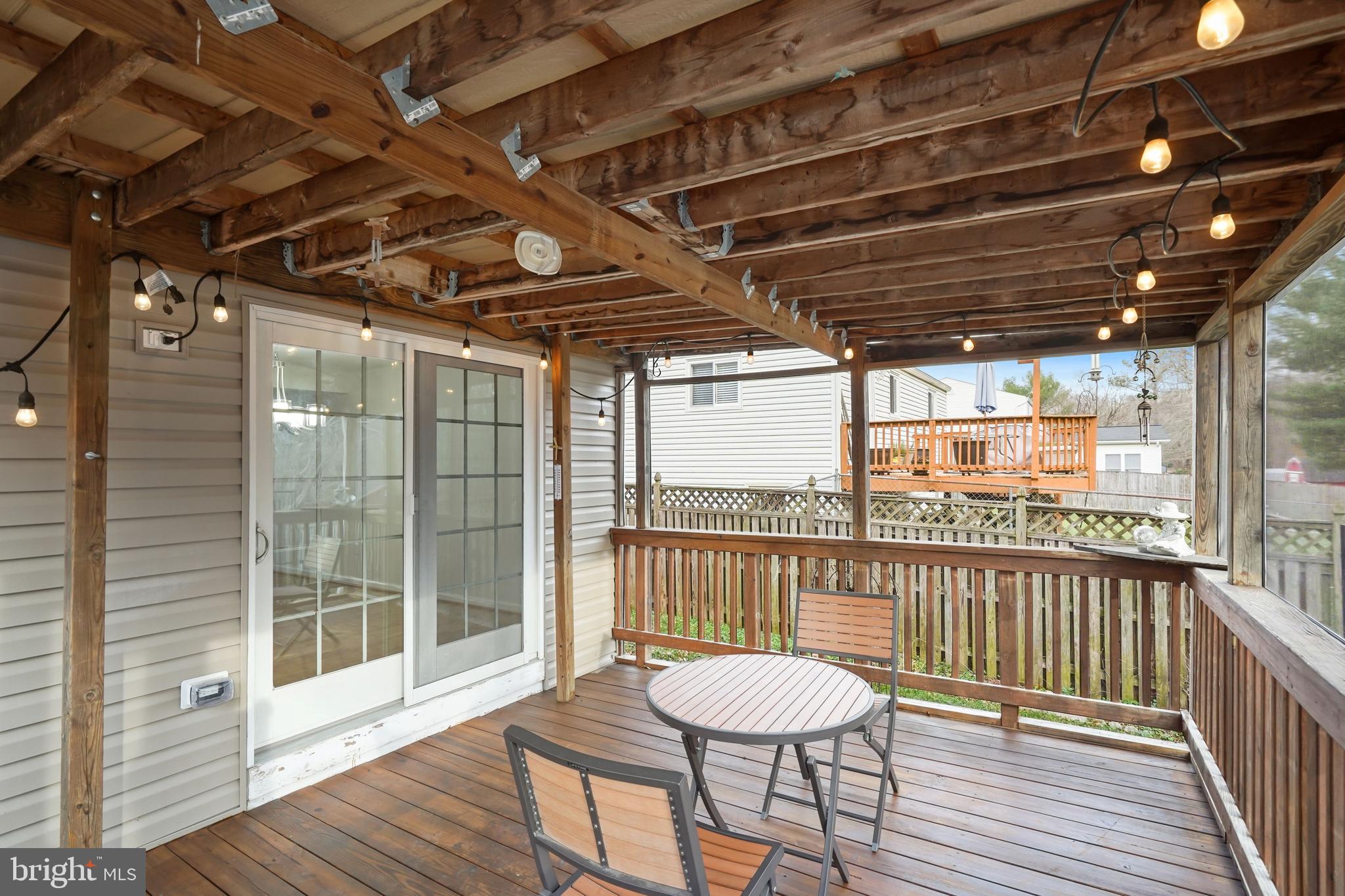 CHALET WOODS - Residential