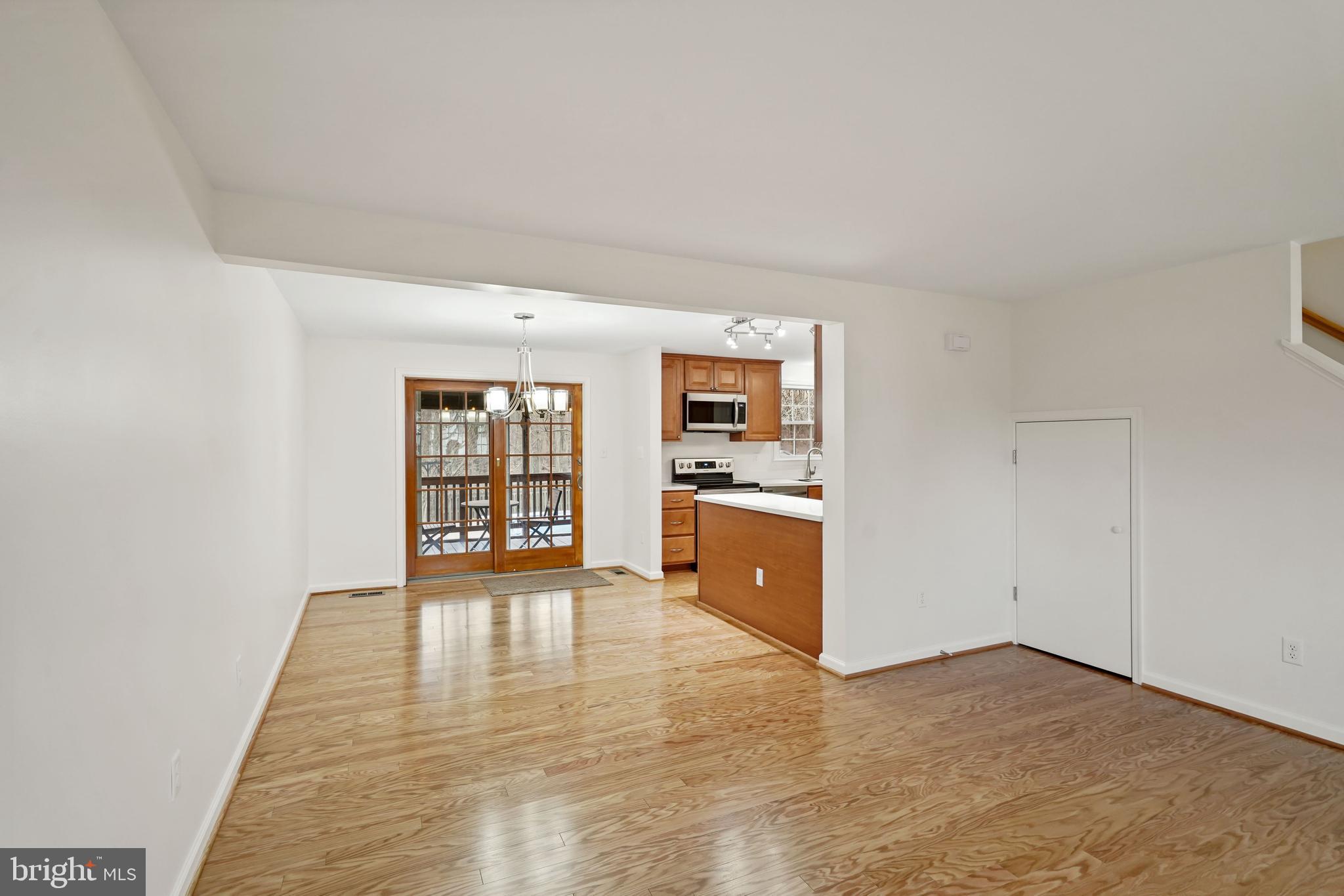 CHALET WOODS - Residential