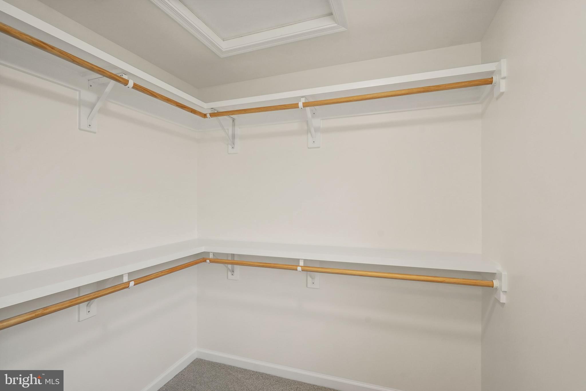 CHALET WOODS - Residential