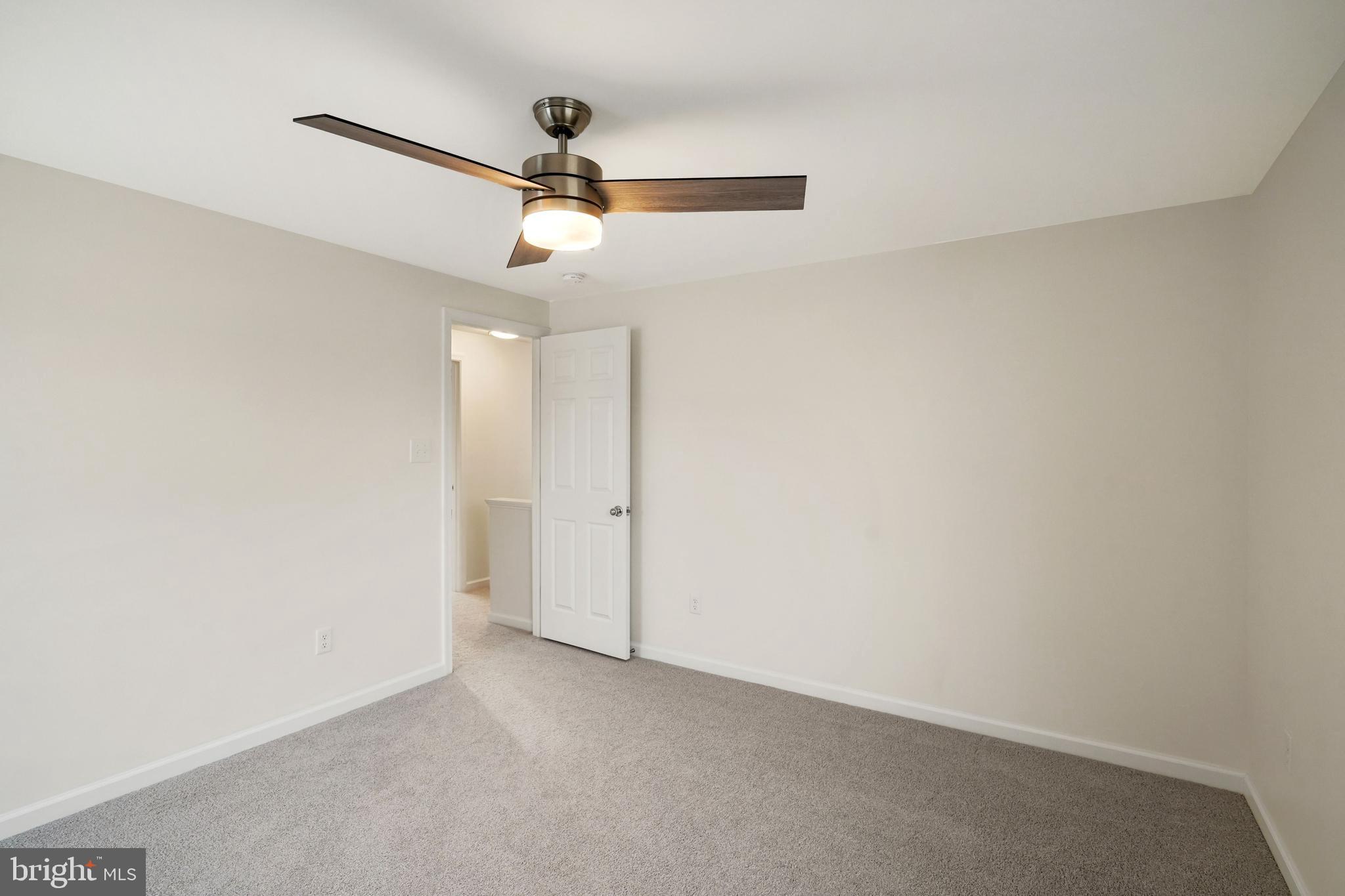 CHALET WOODS - Residential