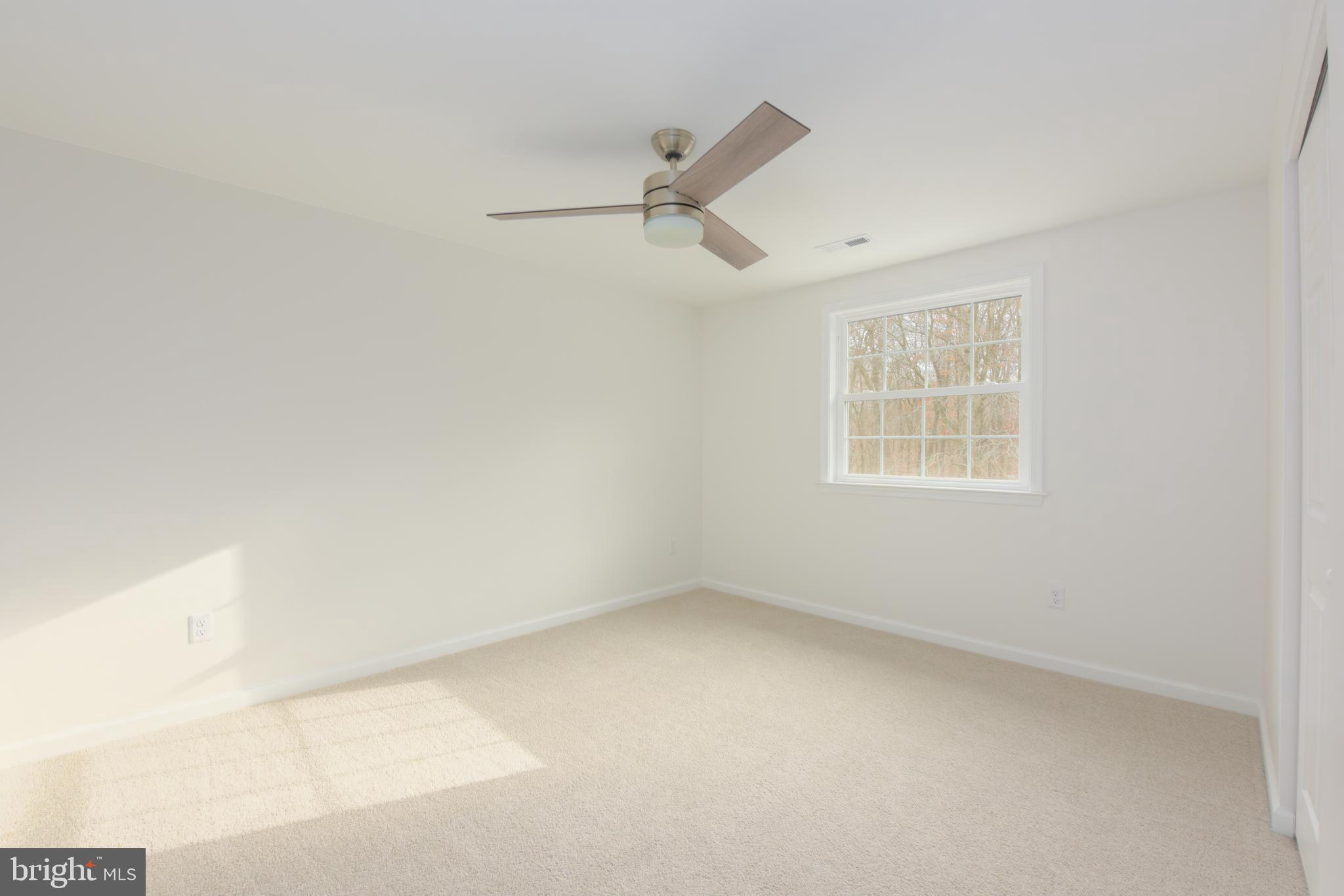 CHALET WOODS - Residential