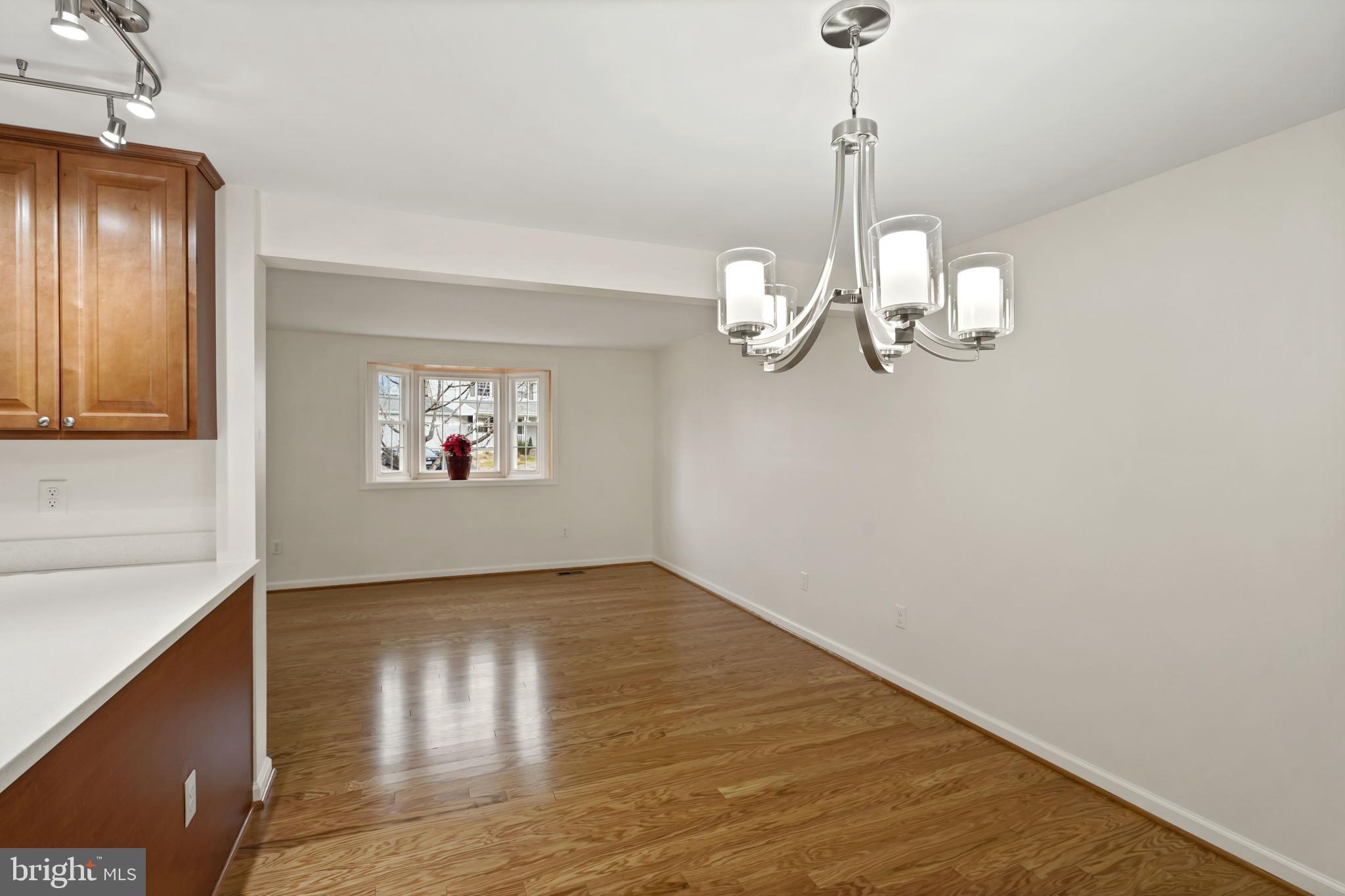 CHALET WOODS - Residential