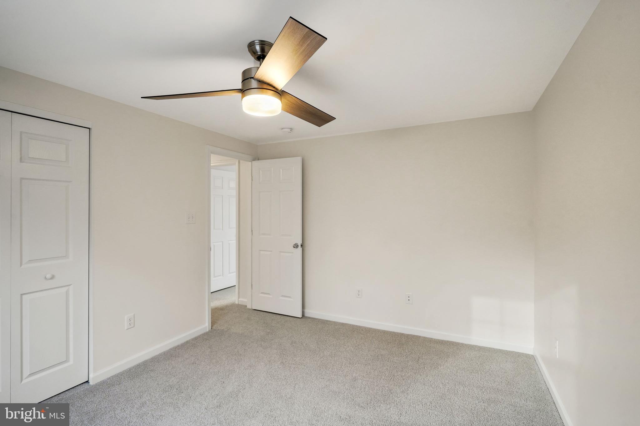 CHALET WOODS - Residential