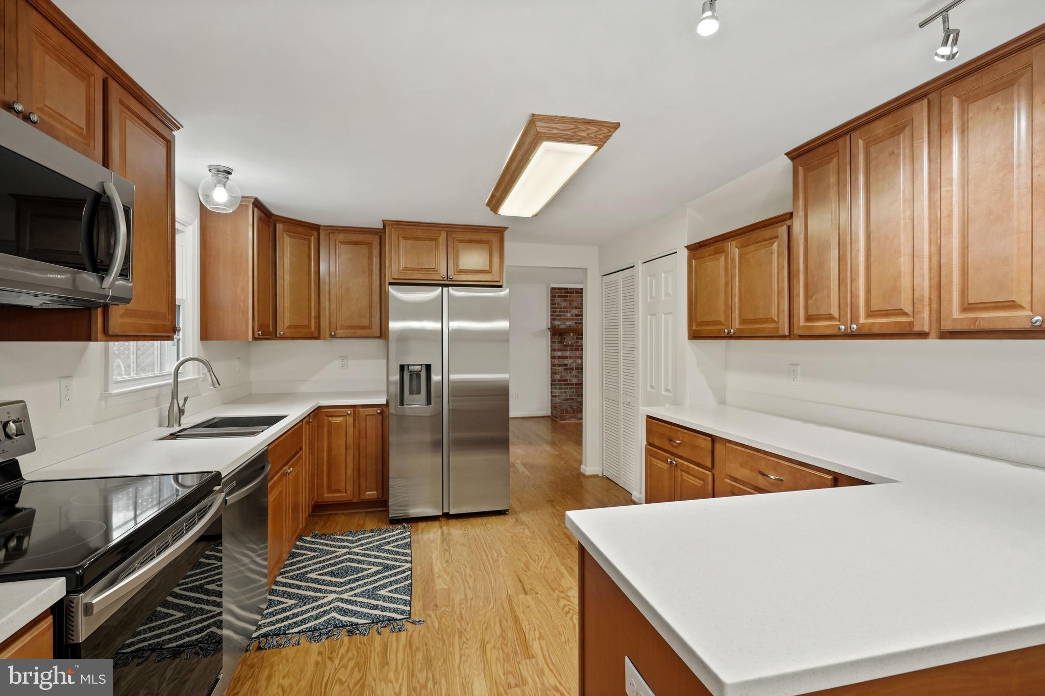 CHALET WOODS - Residential