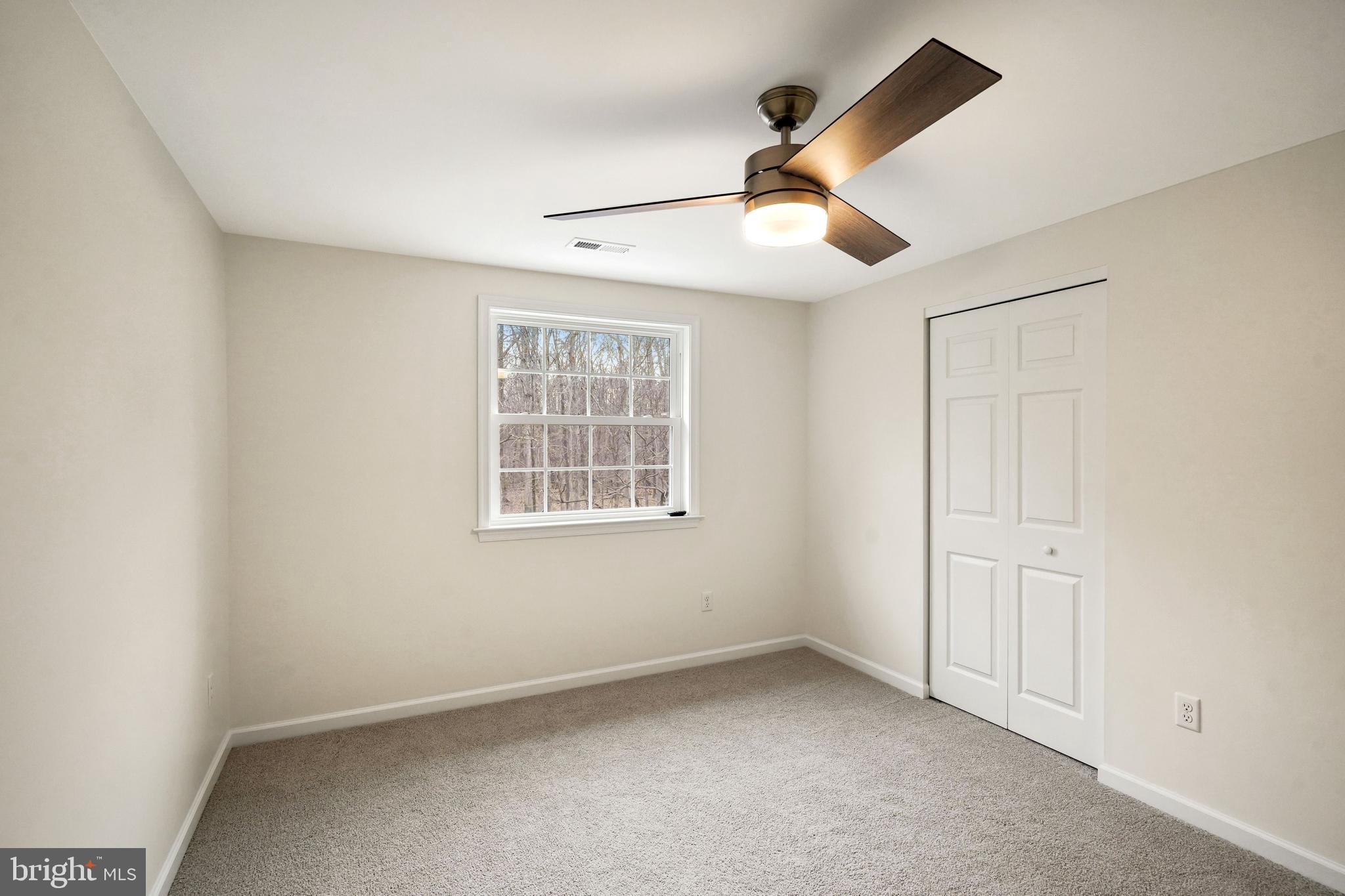 CHALET WOODS - Residential