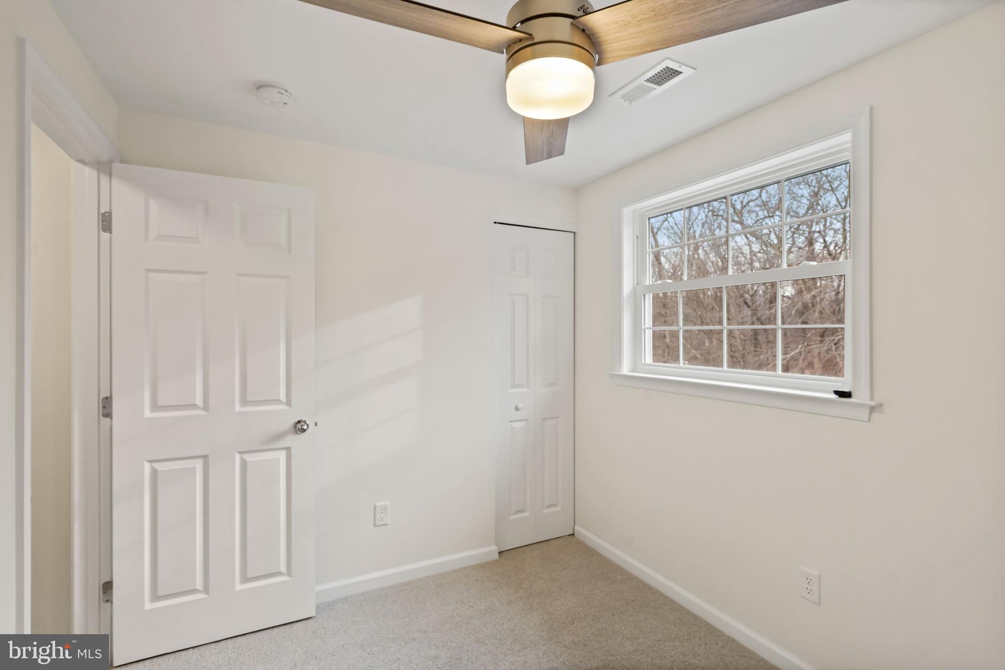 CHALET WOODS - Residential