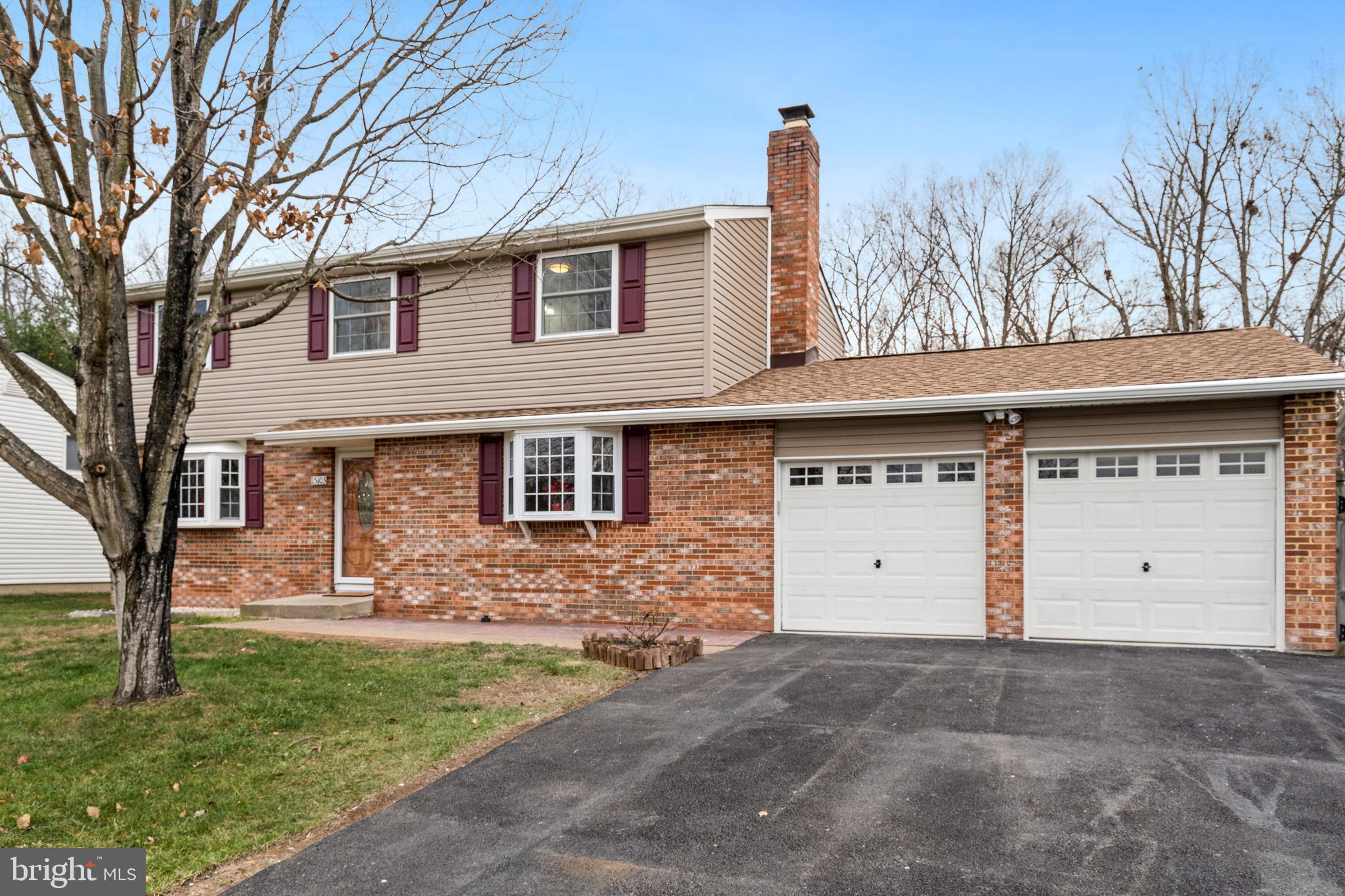 CHALET WOODS - Residential