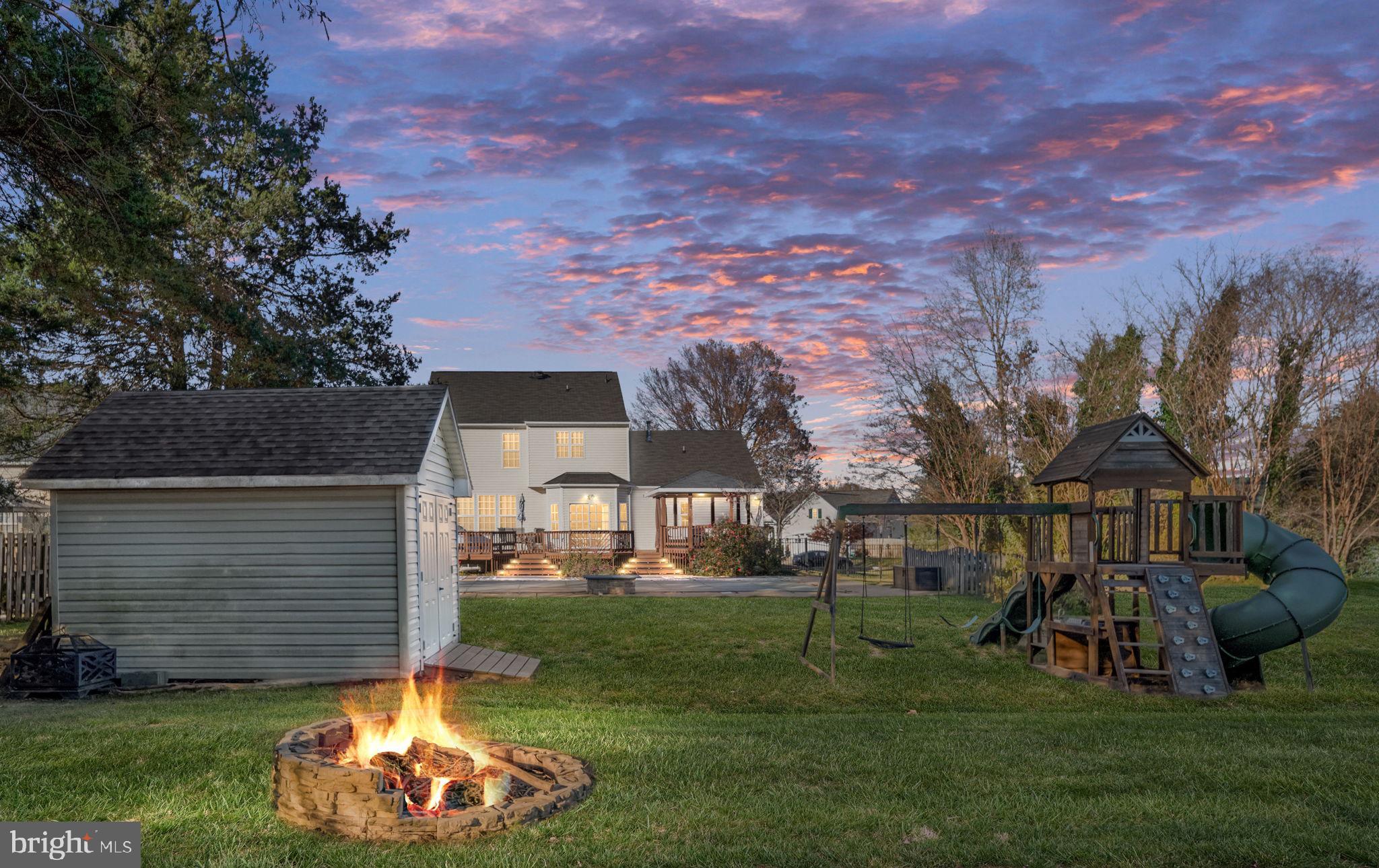 ESTATES AT WALNUT HILLS - Residential