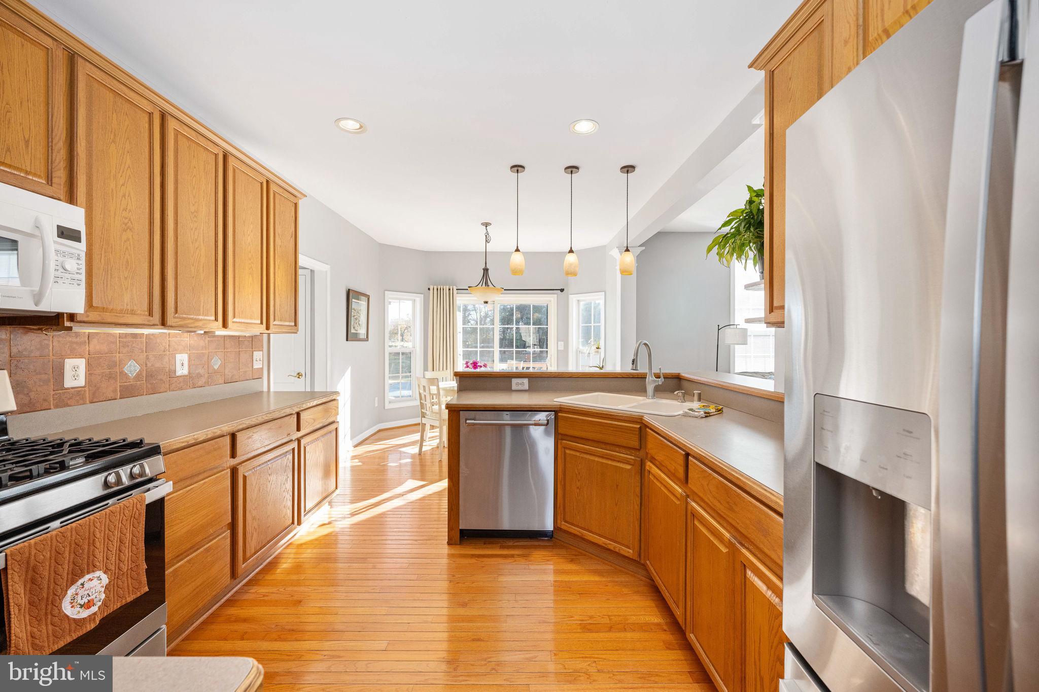 ESTATES AT WALNUT HILLS - Residential