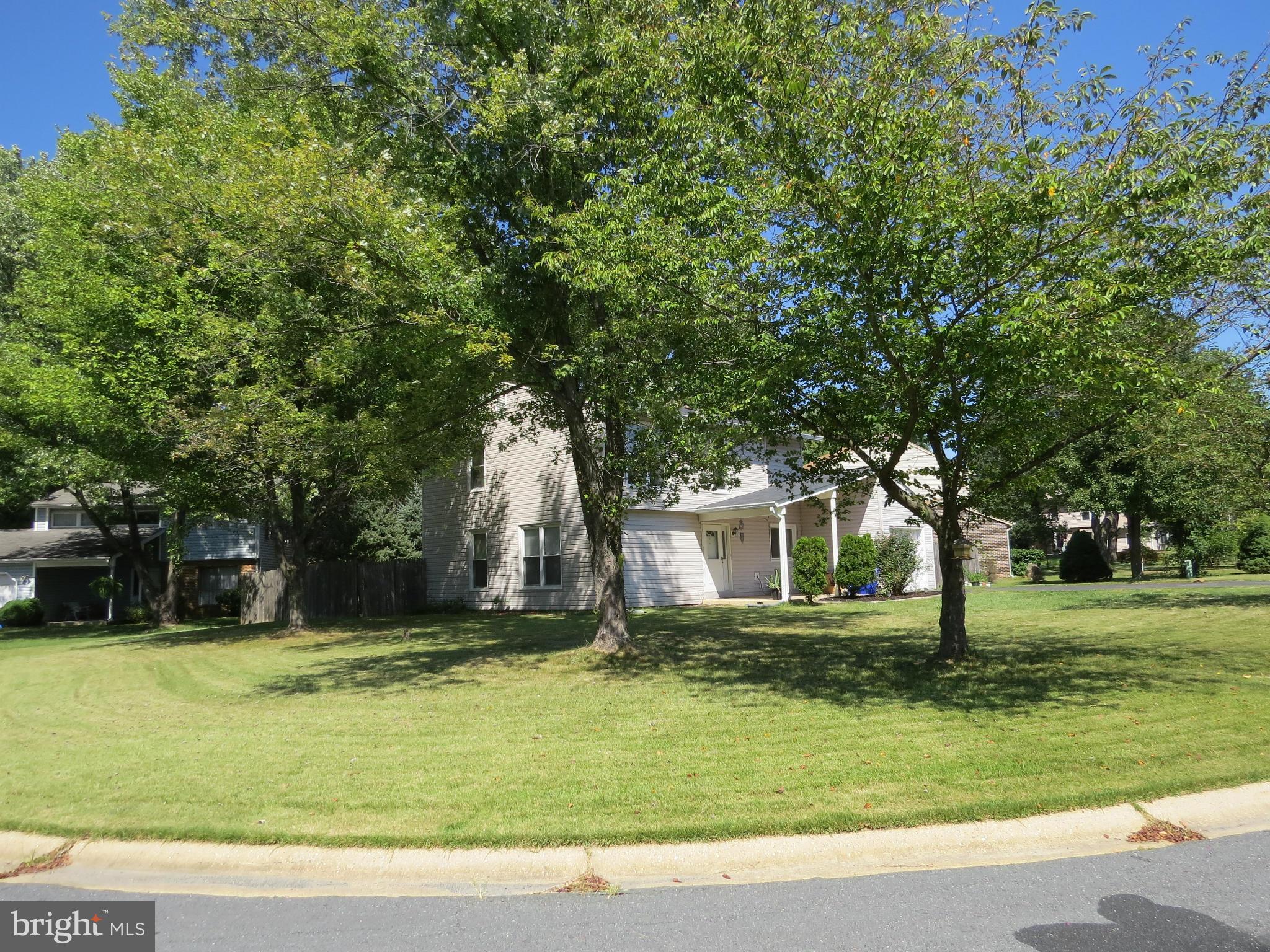 MILL CREEK TOWNE - Residential Lease