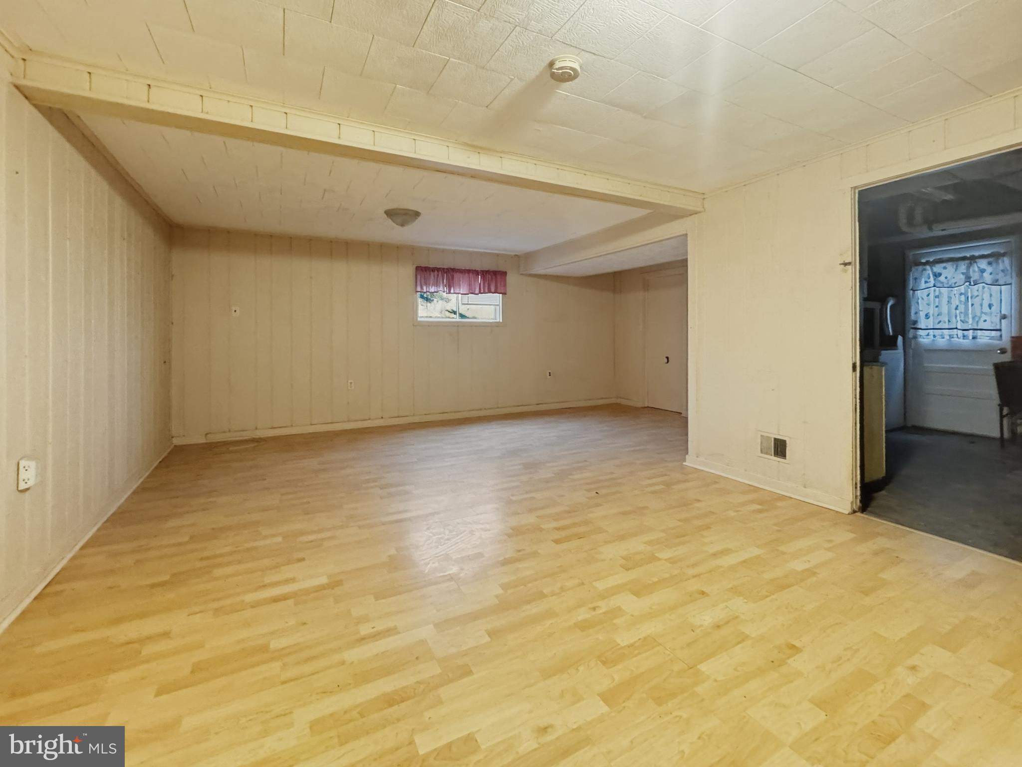 ASHBOURNE HILLS - Residential