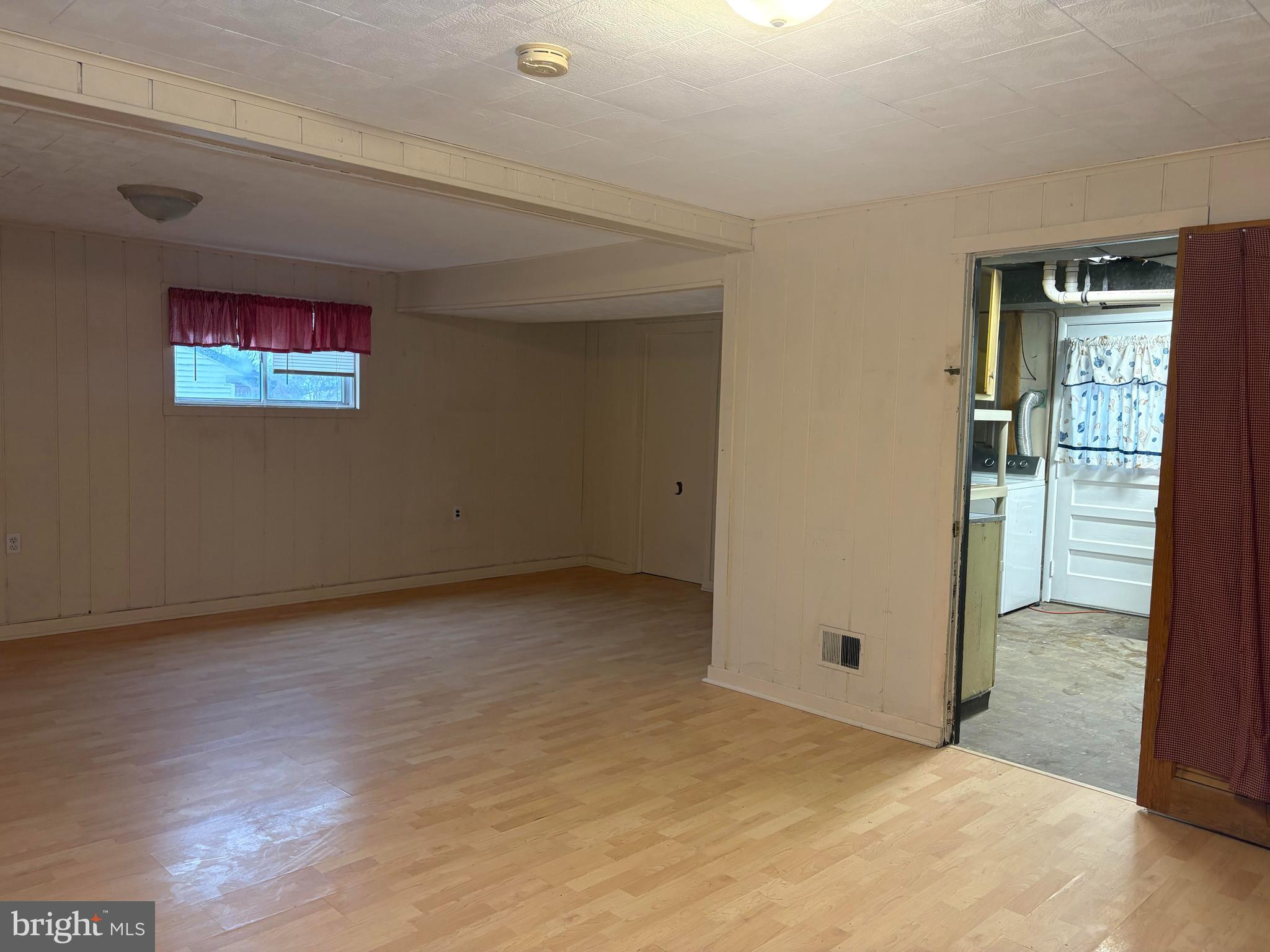 ASHBOURNE HILLS - Residential