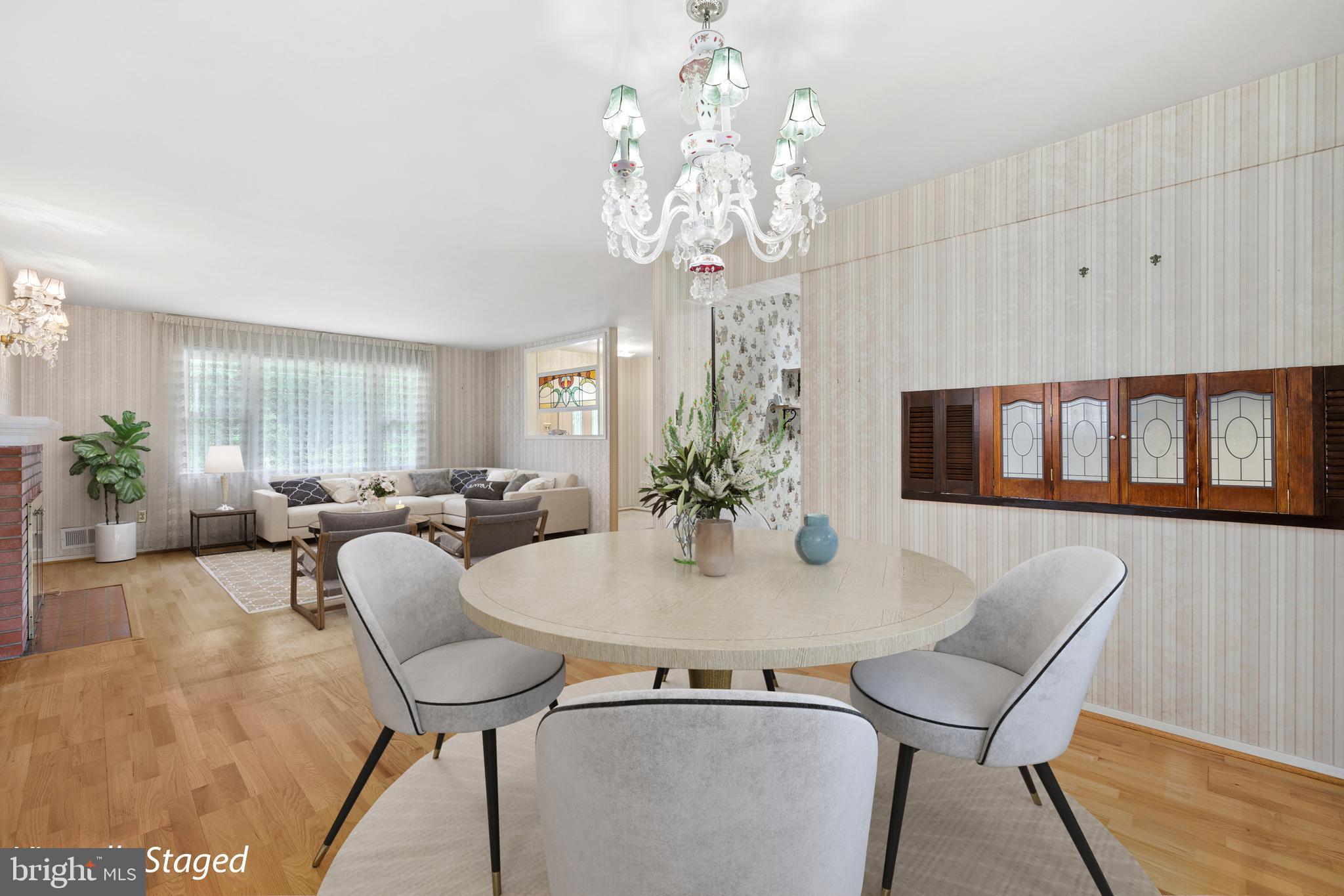 CRESTWOOD MANOR - Residential