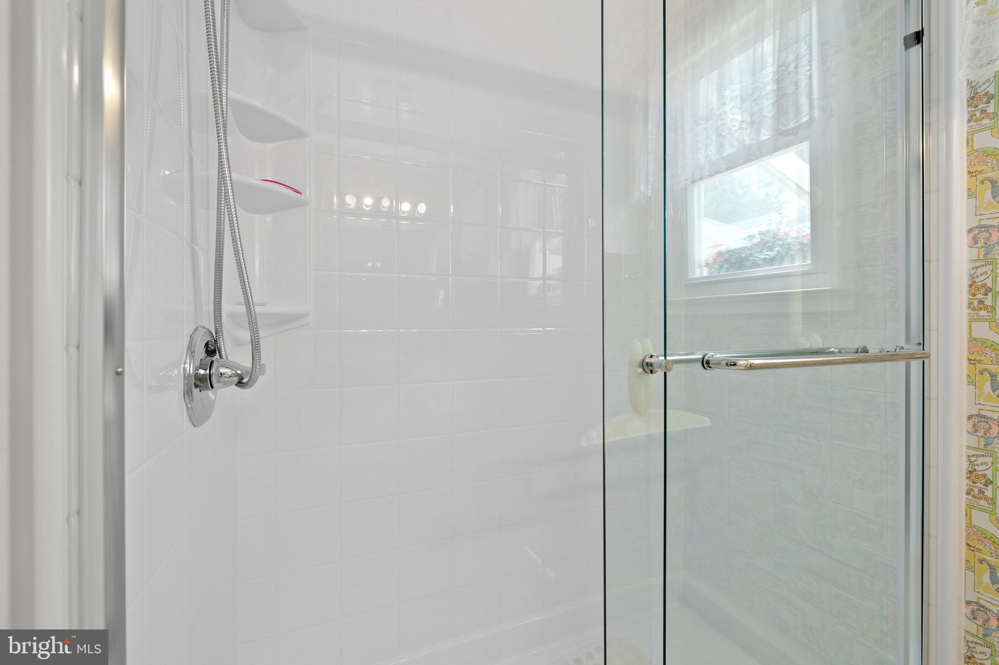 CRESTWOOD MANOR - Residential