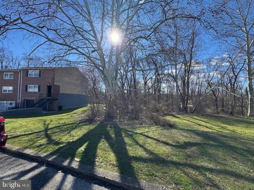 Vacant land for sale in Northeast Philadelphia. This property is approximately 23 wide x 100 deep. This block offers an array of Multi Family properties and Single Family properties.