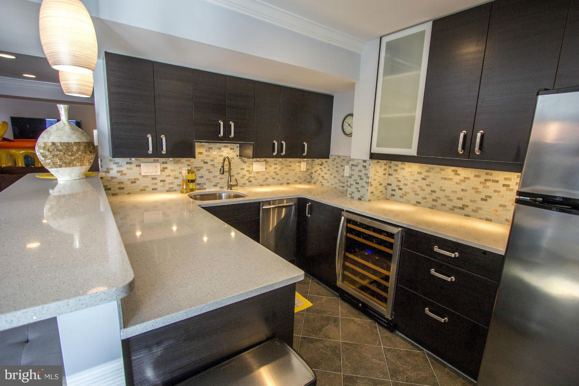 AMANDA PLACE - Residential