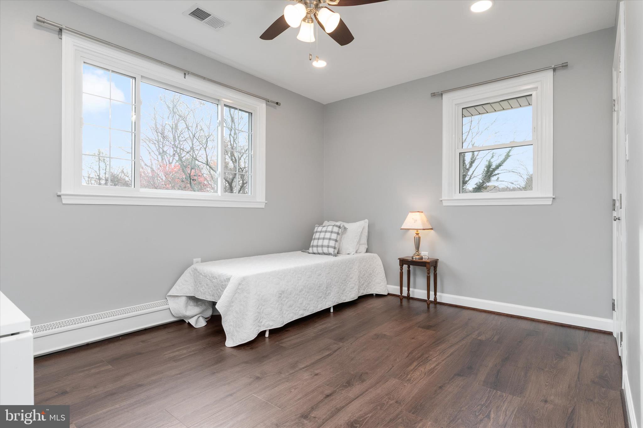 HAMMOND PARK - Residential