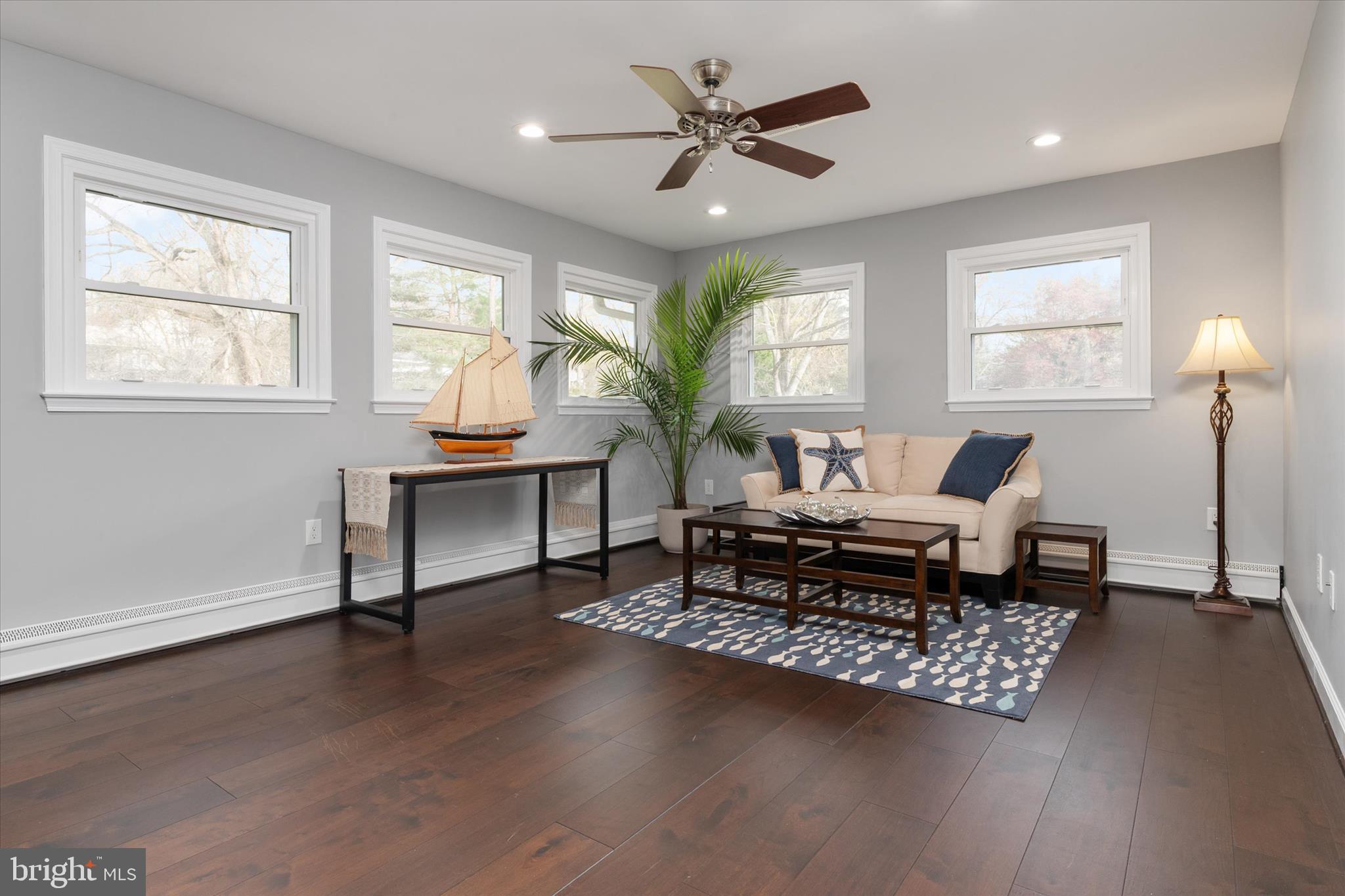 HAMMOND PARK - Residential