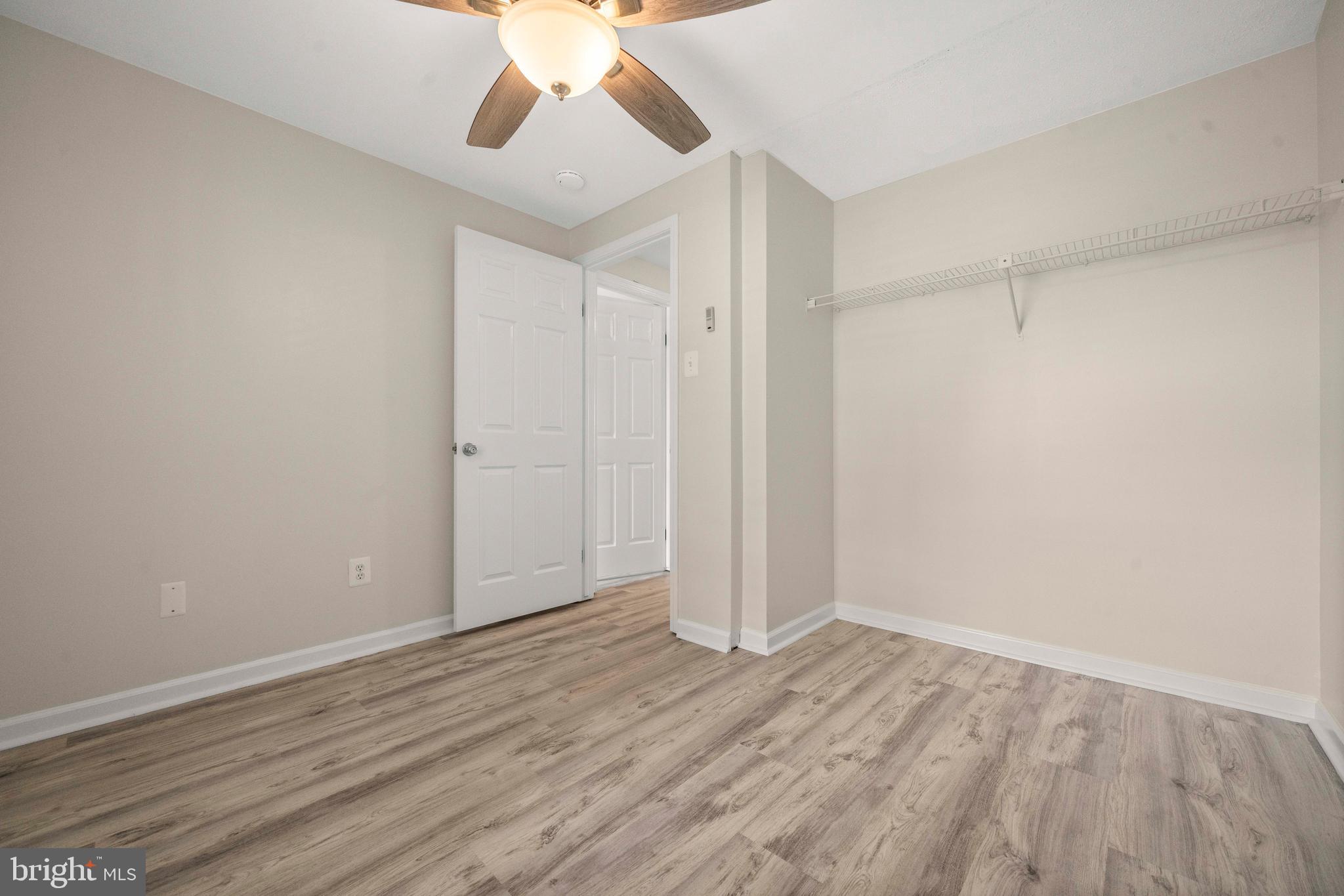 D EVEREUX WEST - Residential