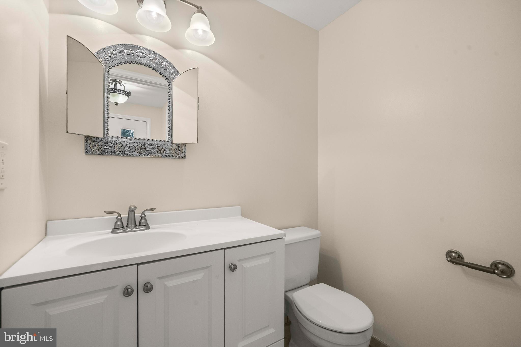 D EVEREUX WEST - Residential