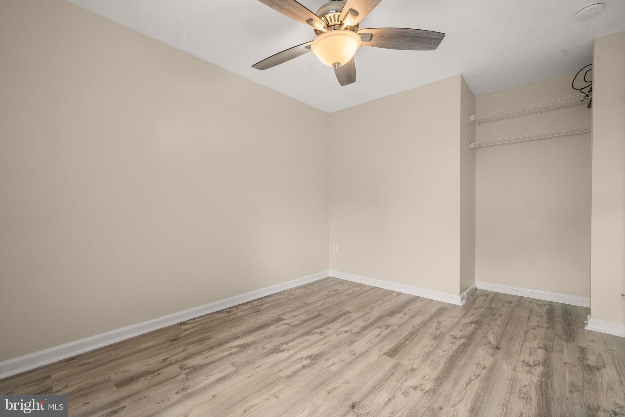 D EVEREUX WEST - Residential