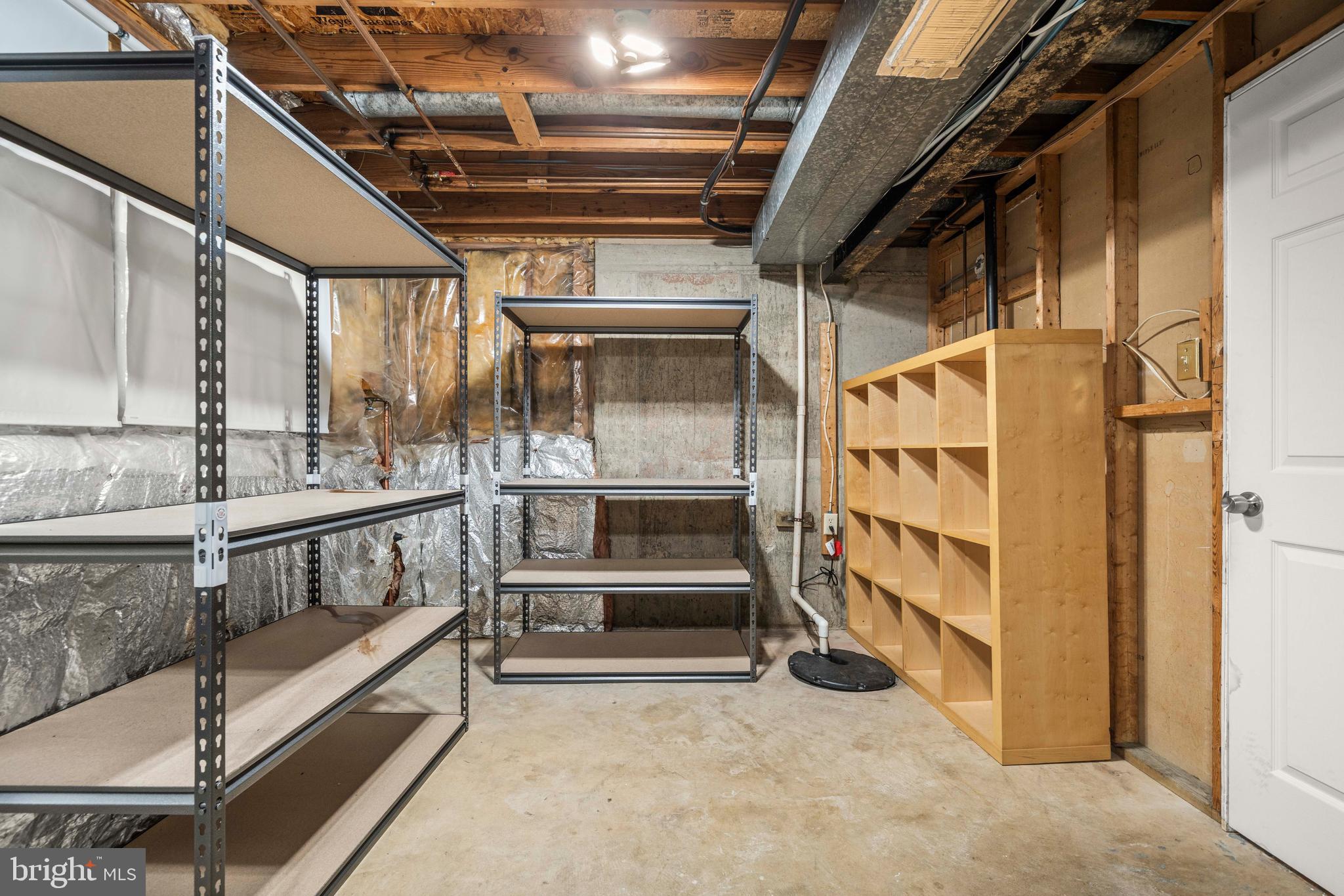 D EVEREUX WEST - Residential