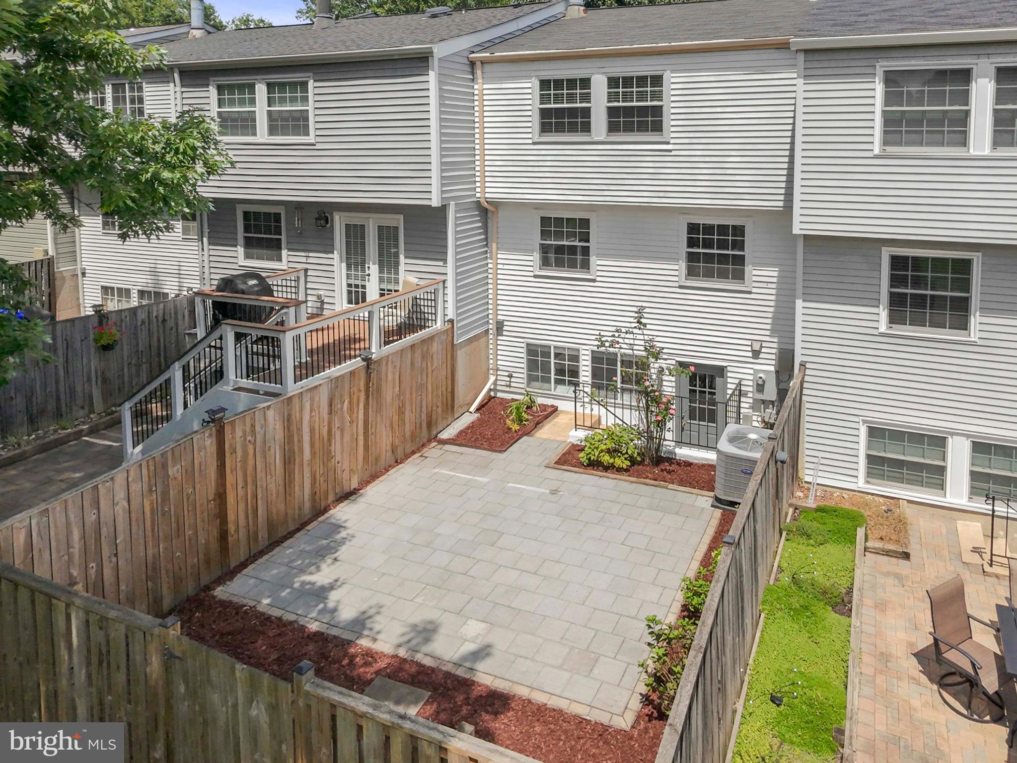 D EVEREUX WEST - Residential