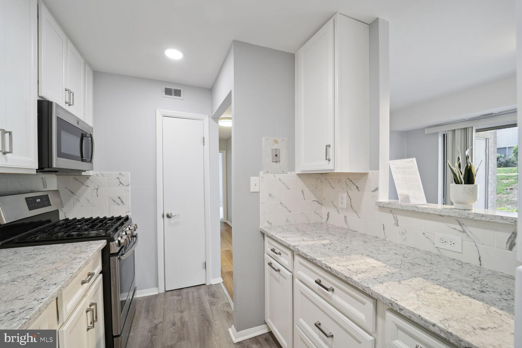 BETHESDA PARK - Residential