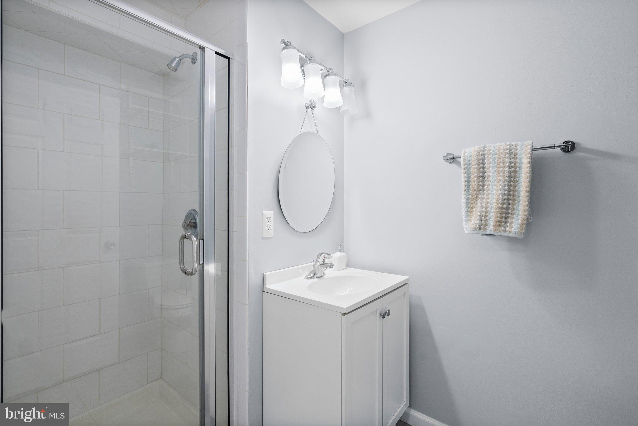 FLINT HILL MANOR - Residential